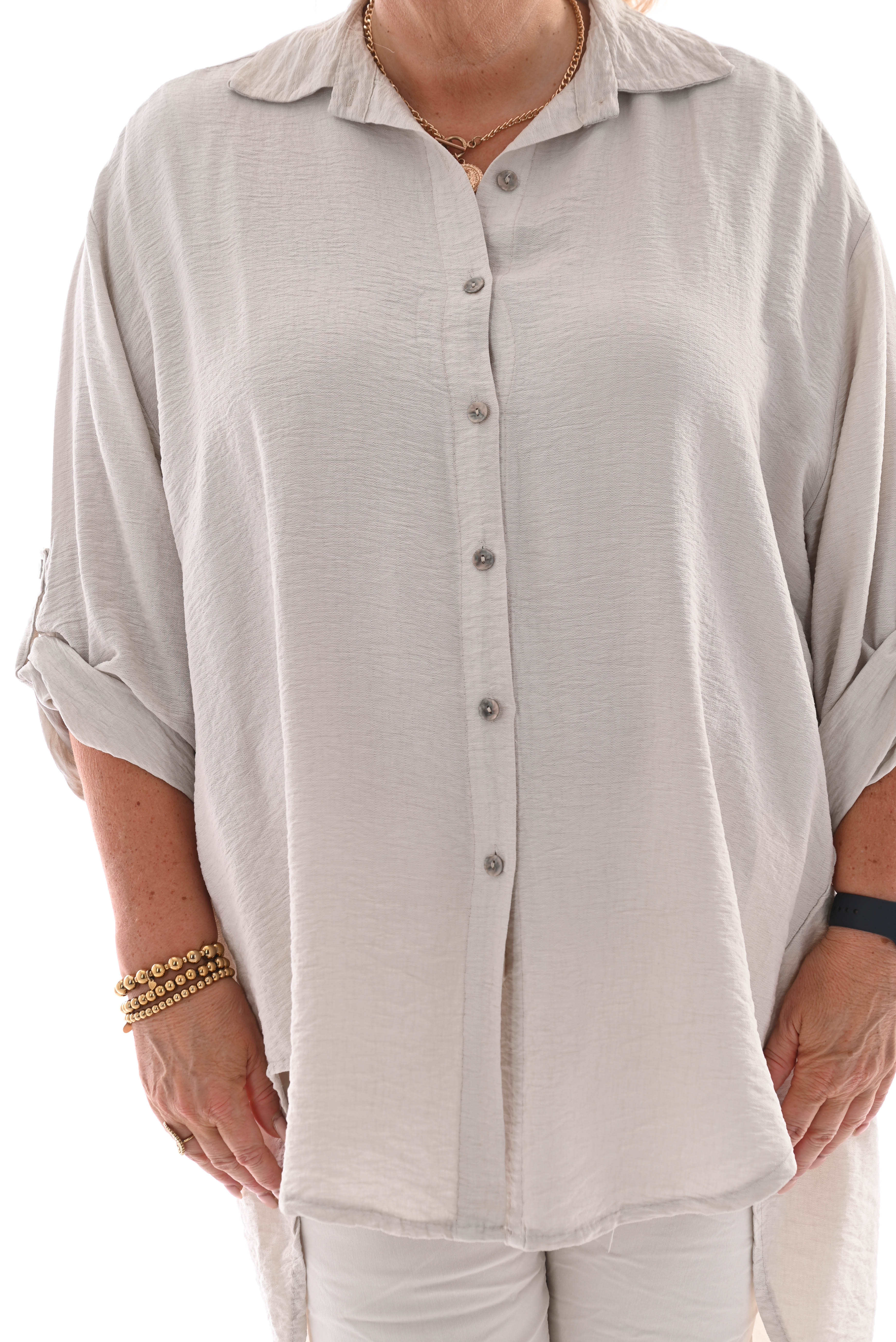 Doorknoop blouse crepe ophaalmouwen beige