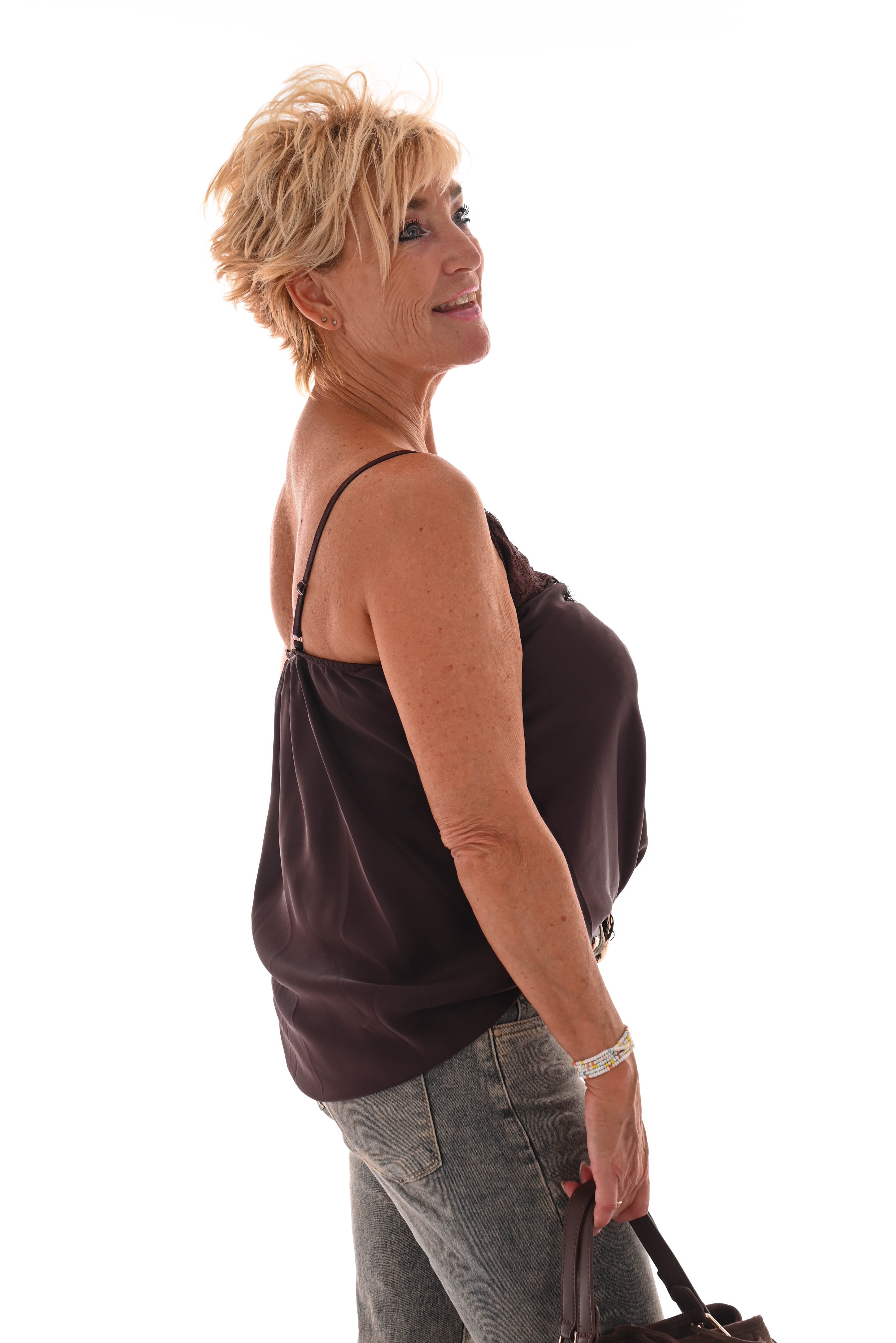 Silky hemdje kant met knoopjes donkerbruin