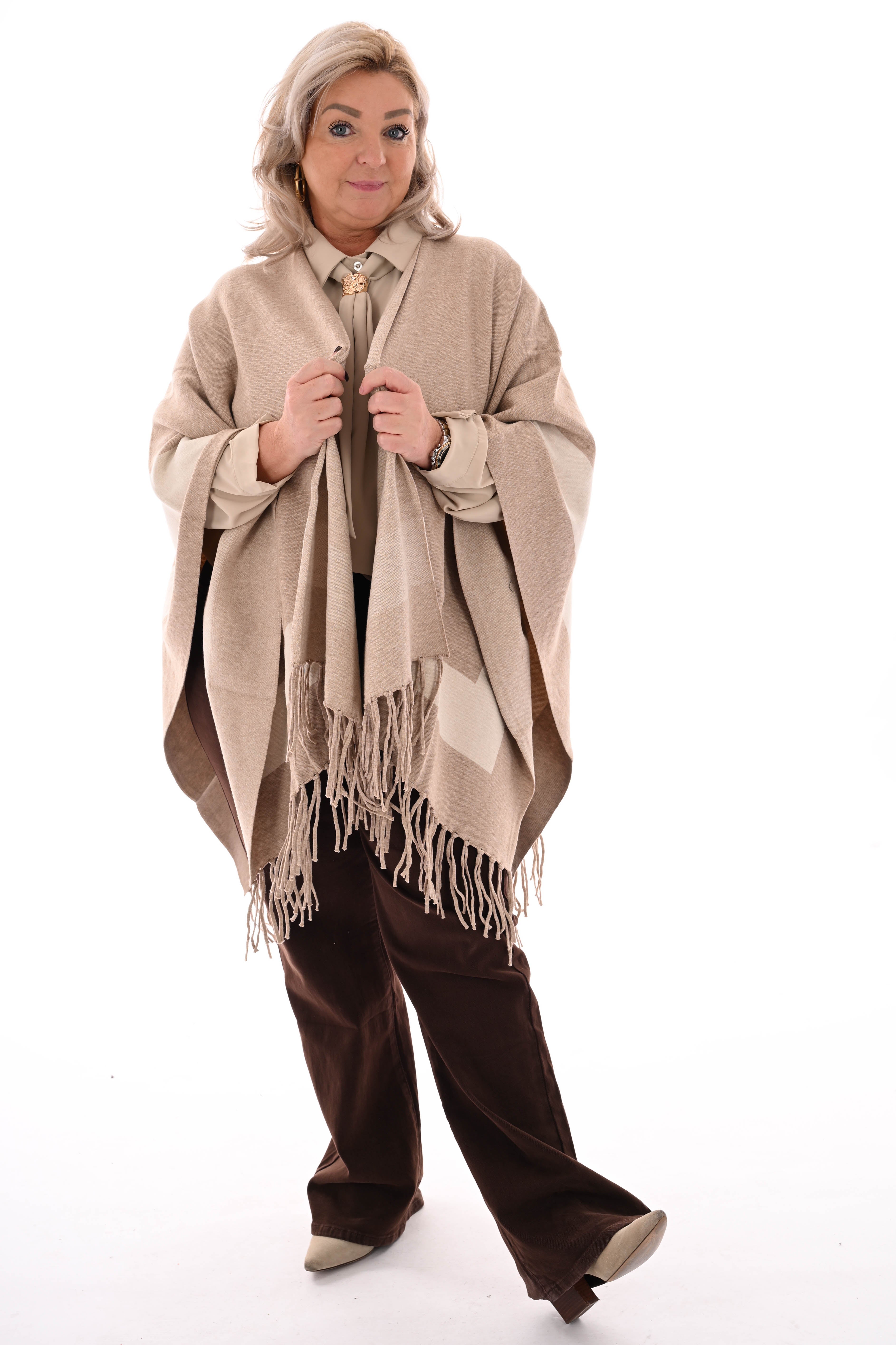 Omslagdoek streep en franjes beige