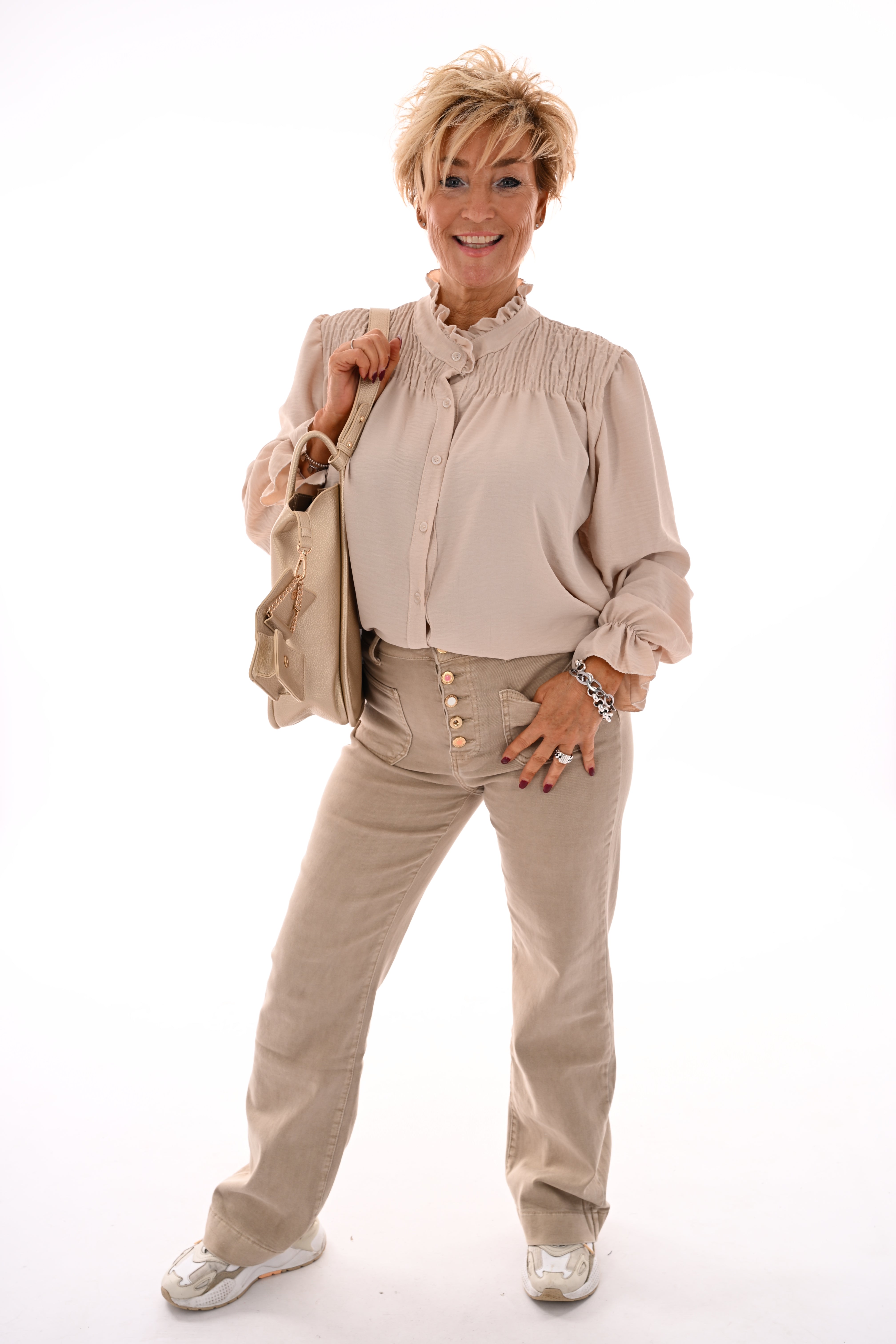 Blouse smock detail beige