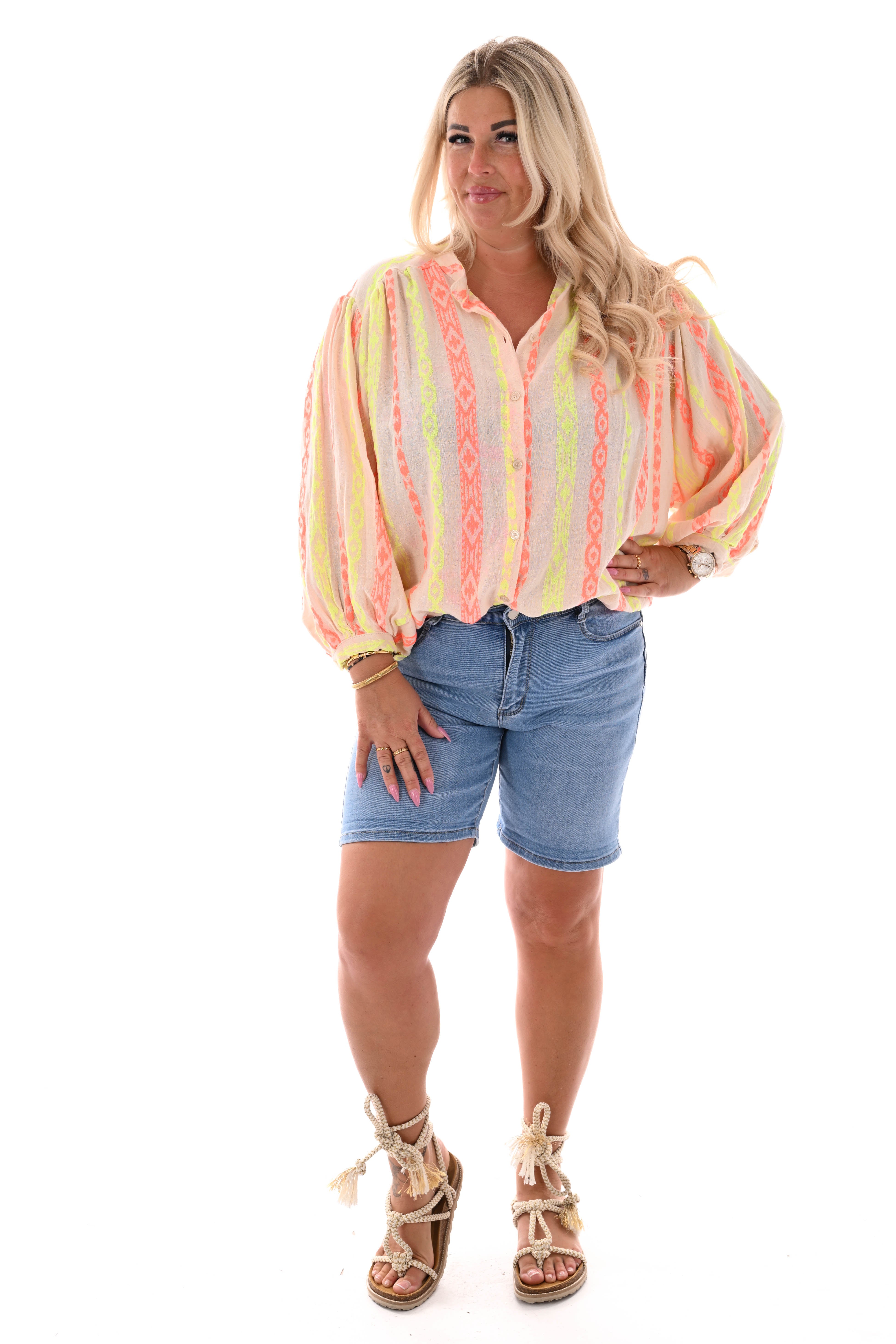 Doorknoop blouse pofmouwen aztec oranje/geel