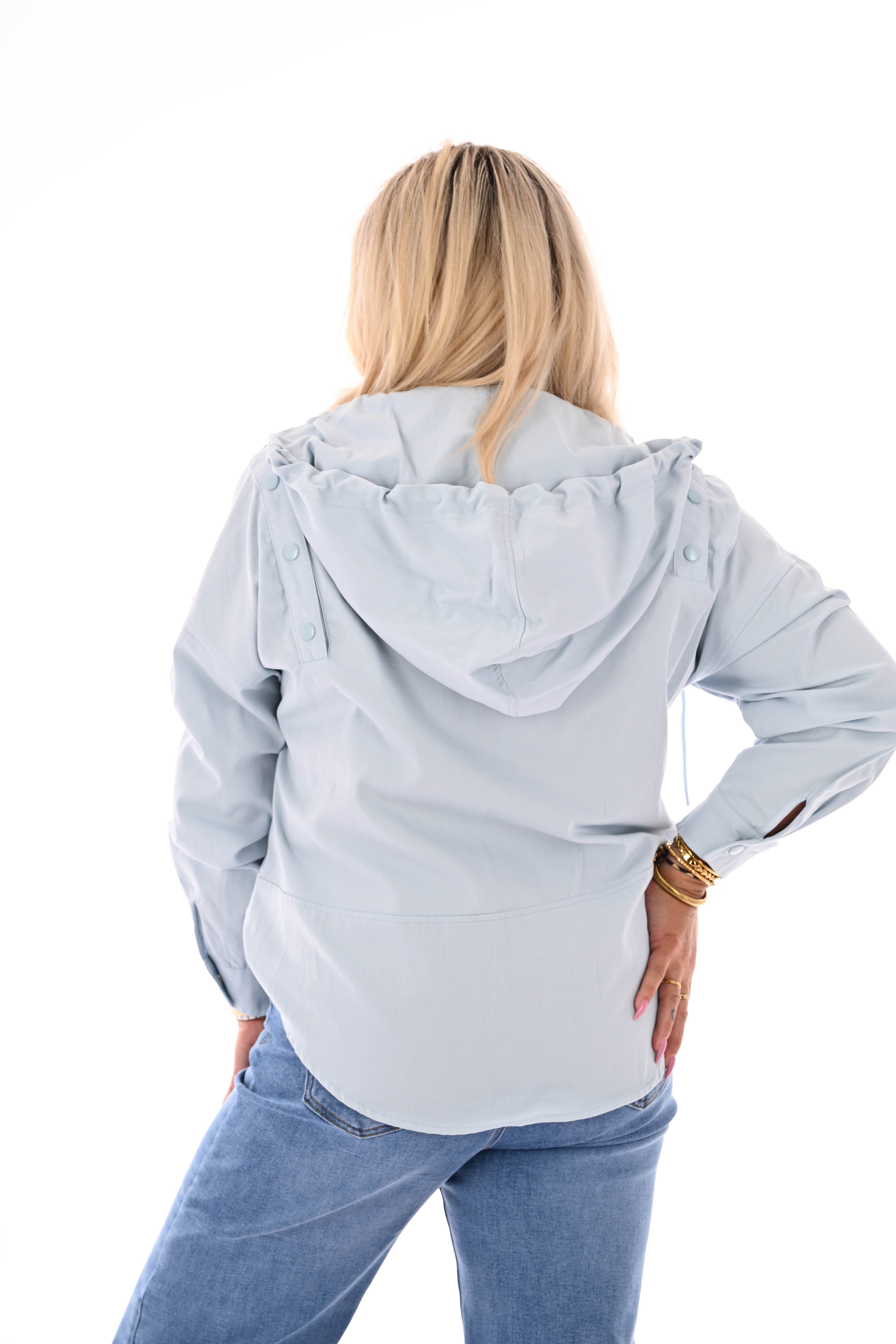 Jasje met afneembare mouwen lichtblauw