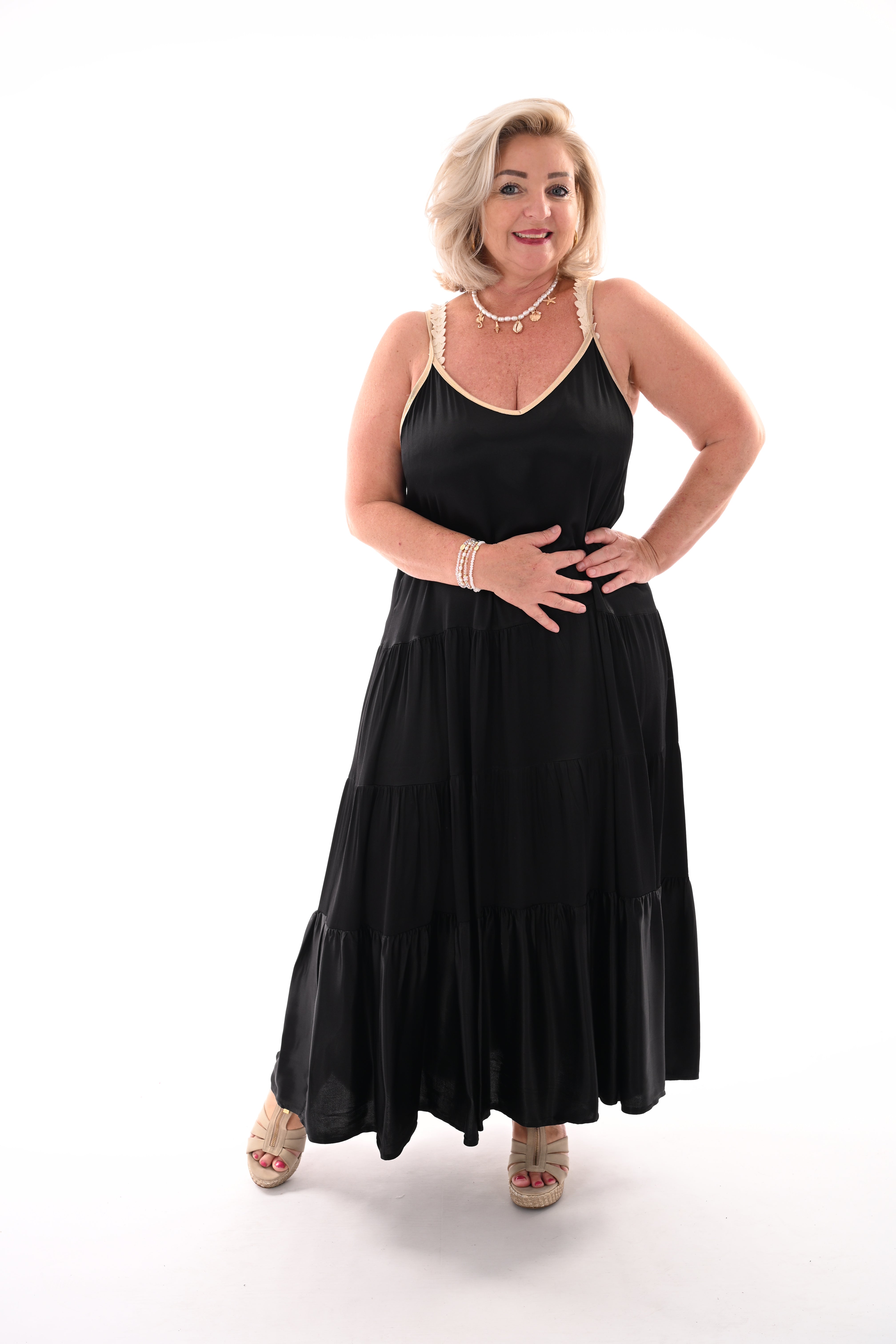 Maxi jurk silky met spaghetti bandjes zwart