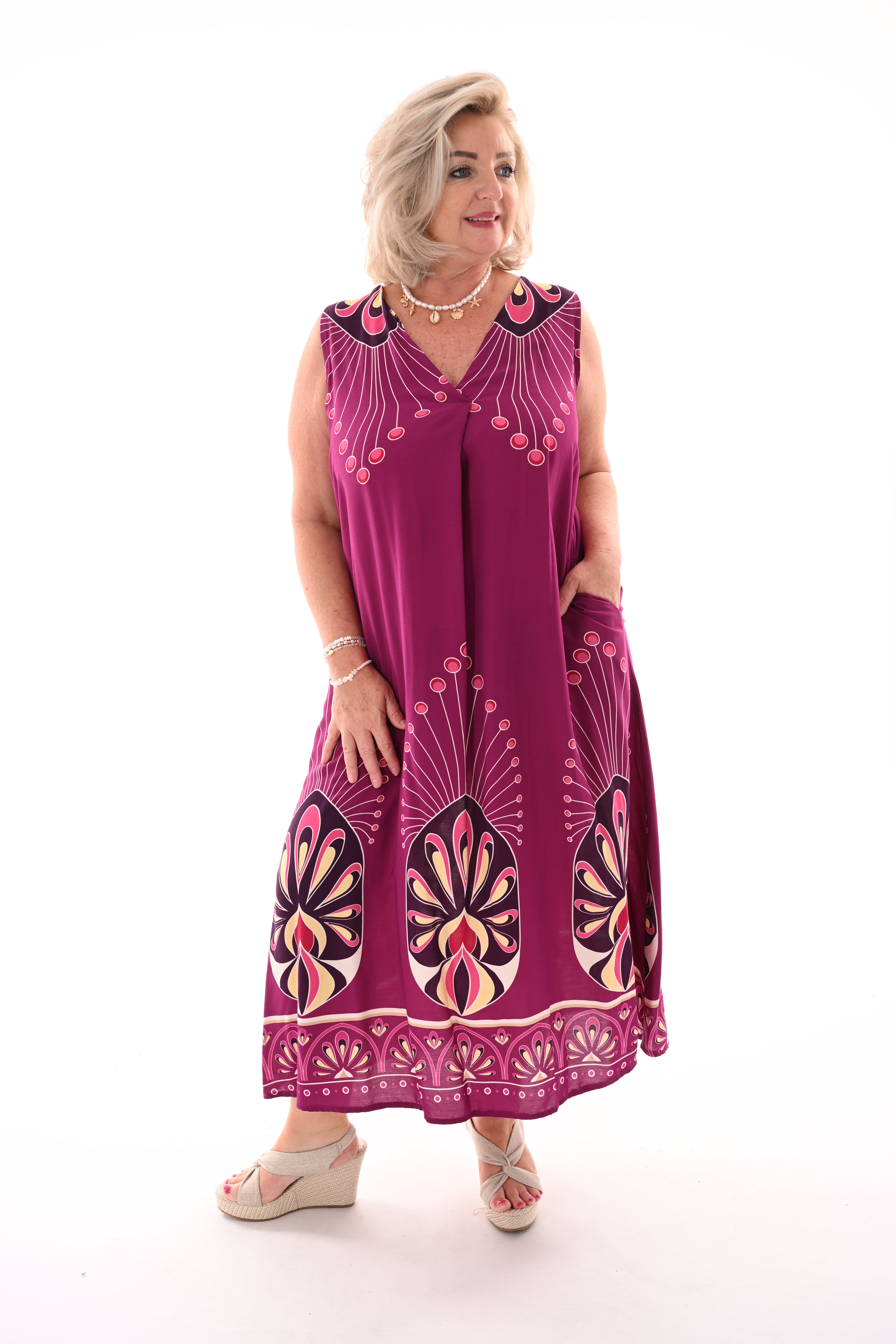 Jurk v-hals retro print cyclaam