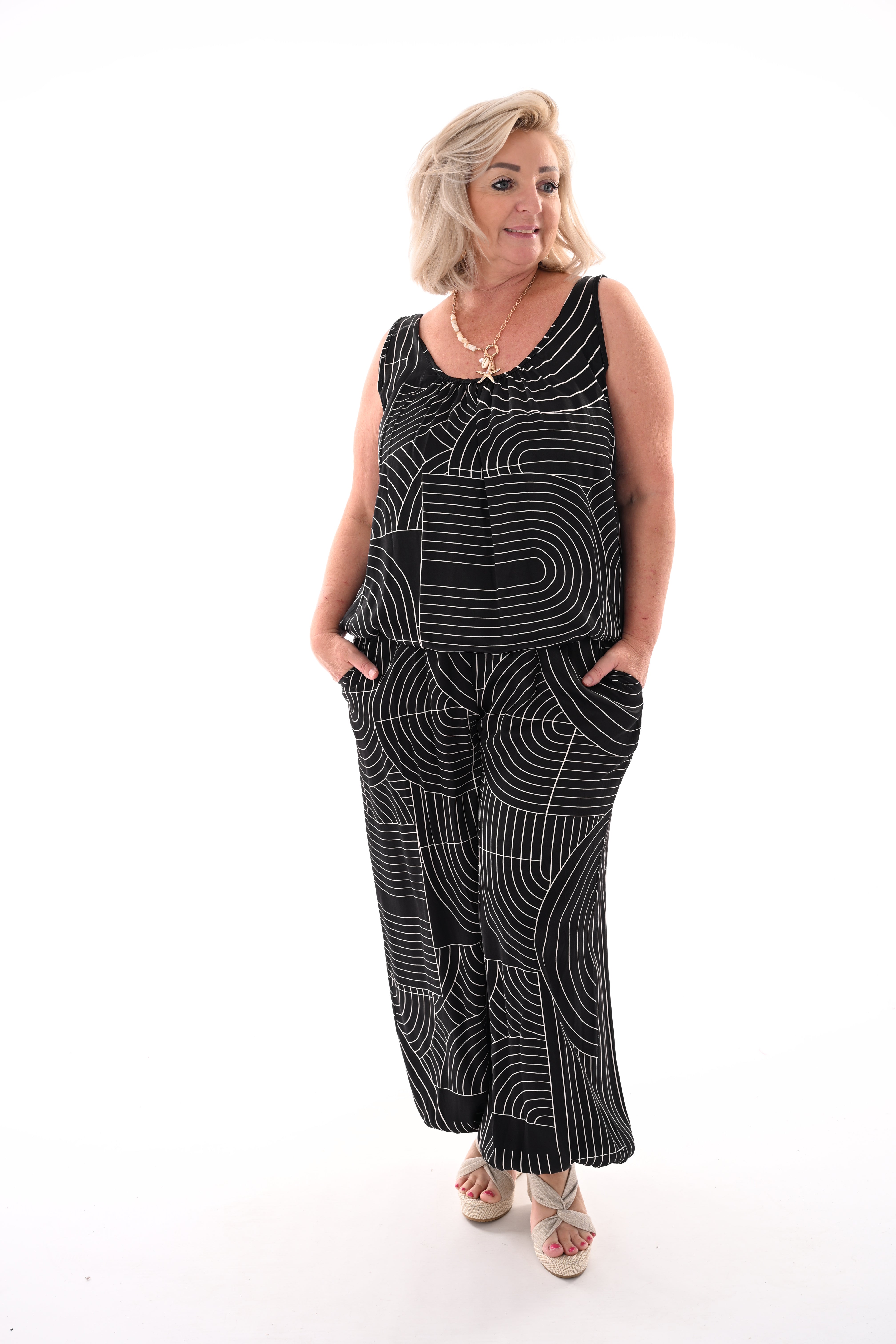 Tweedelig set geometrisch zwart