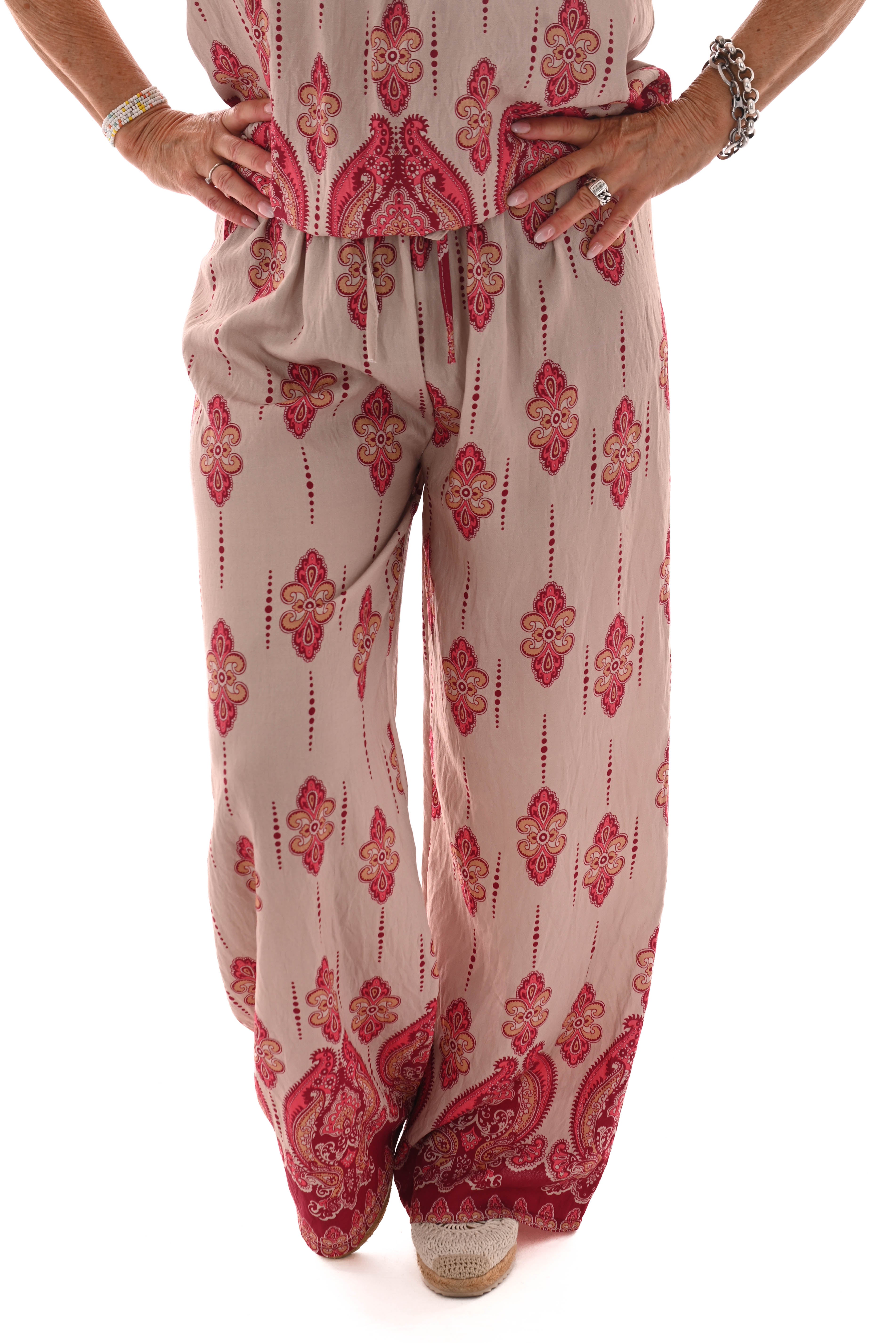 Tweedelig set paisley roezelmouwen bordeaux