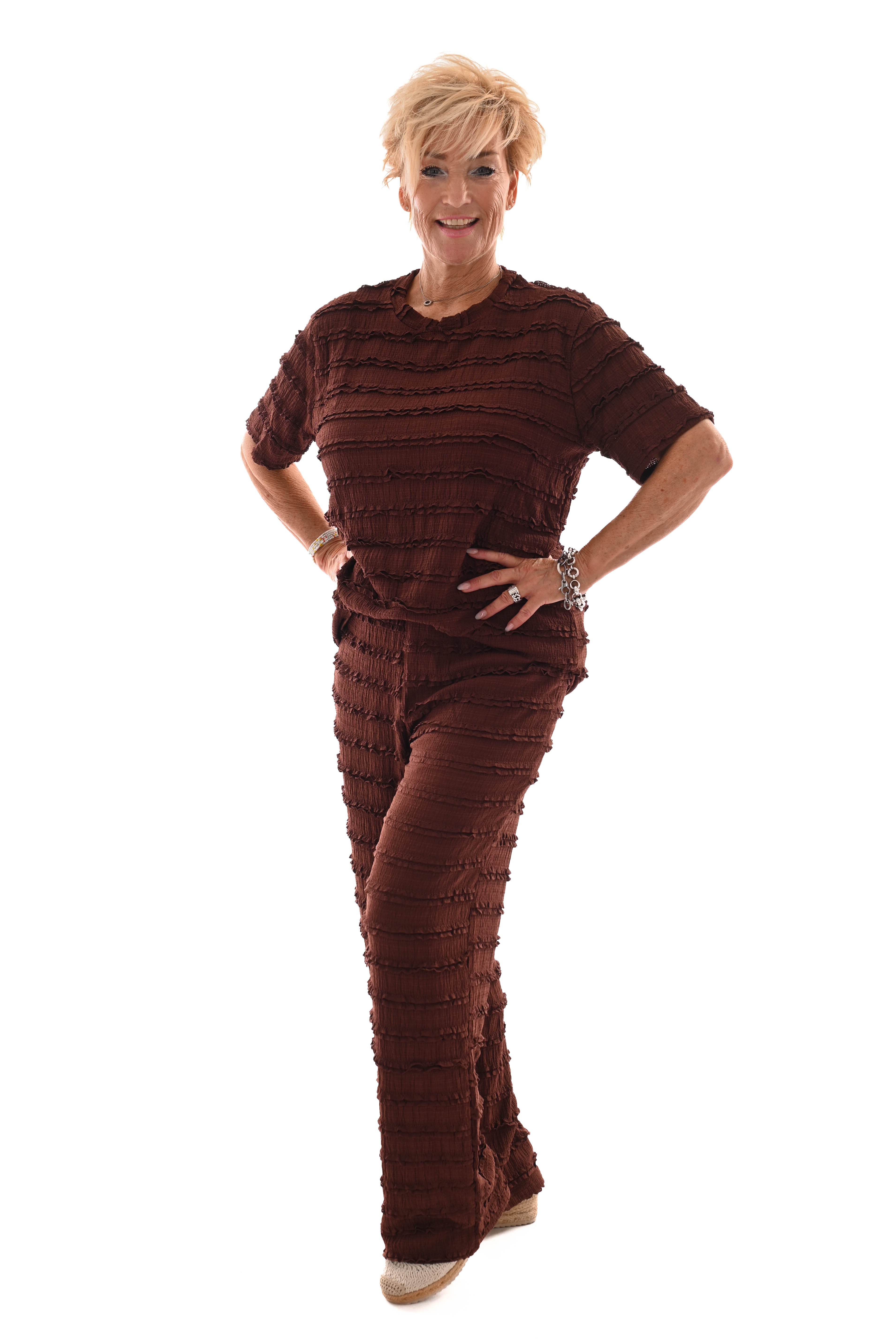 Tweedelig set roezel patroon bruin