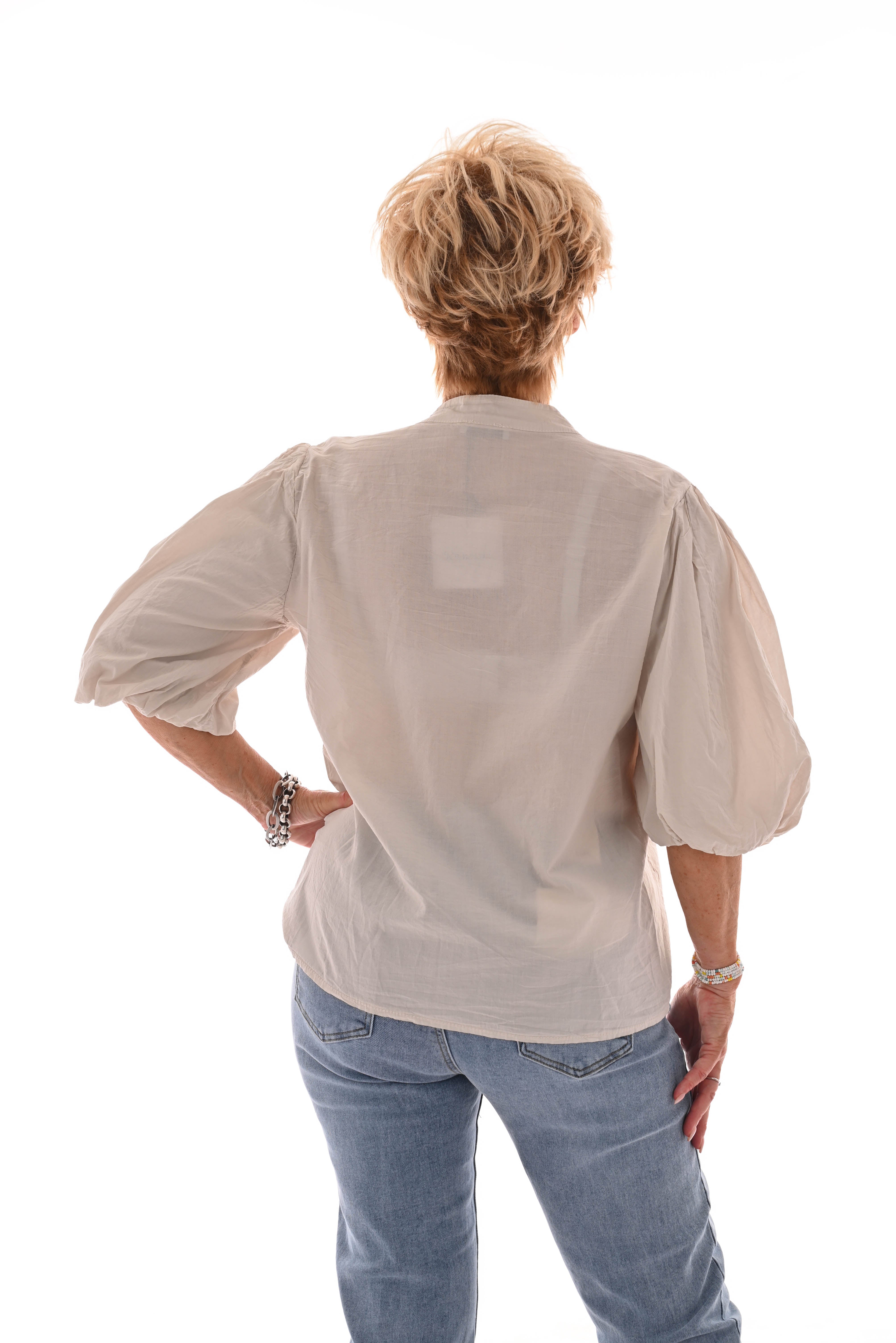 Blouse korte pofmouwen uni beige