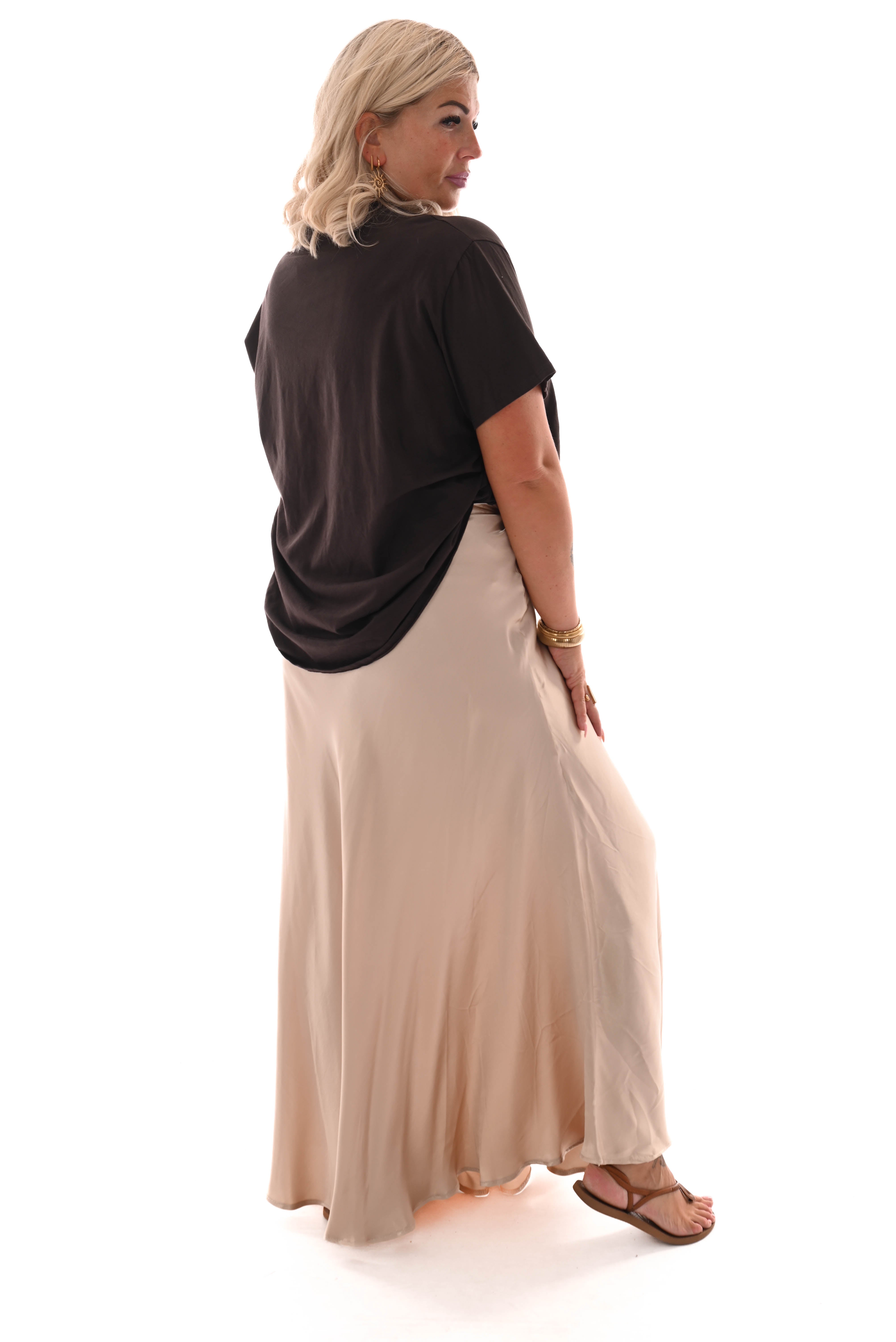 Lange silky rok beige