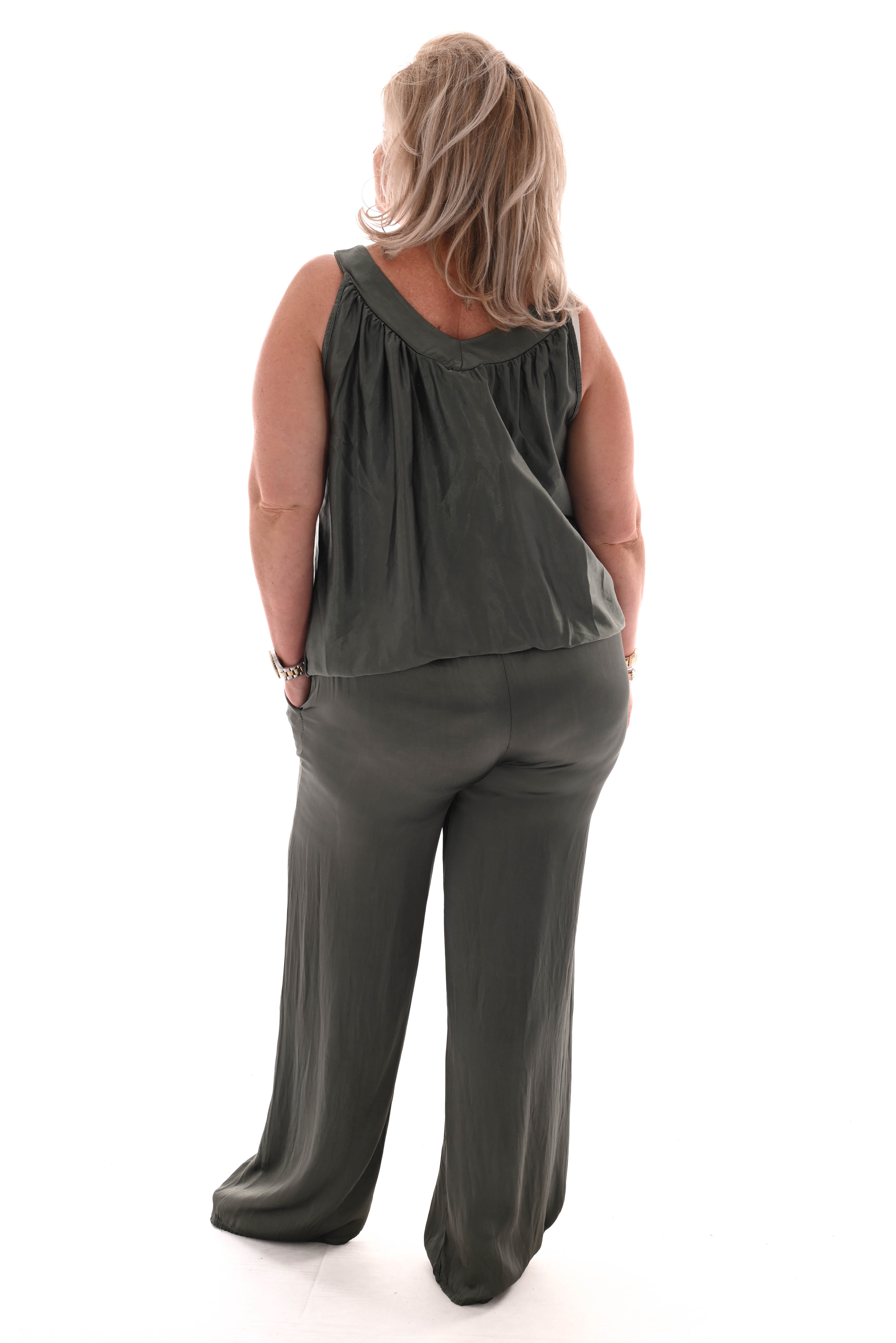 Silky set met ballon top donkergroen