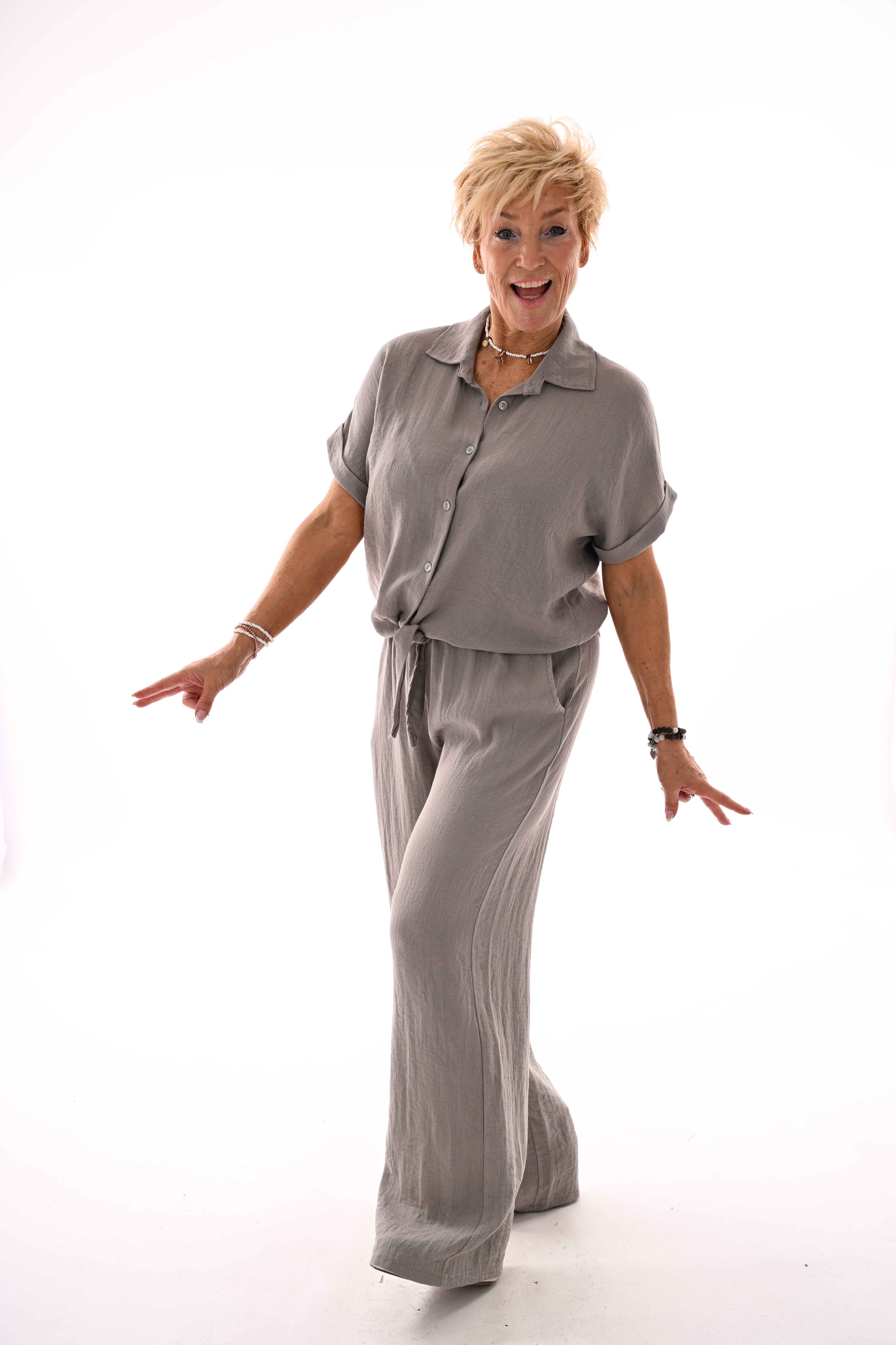 Tweedelig set blouse met knoop uni taupe