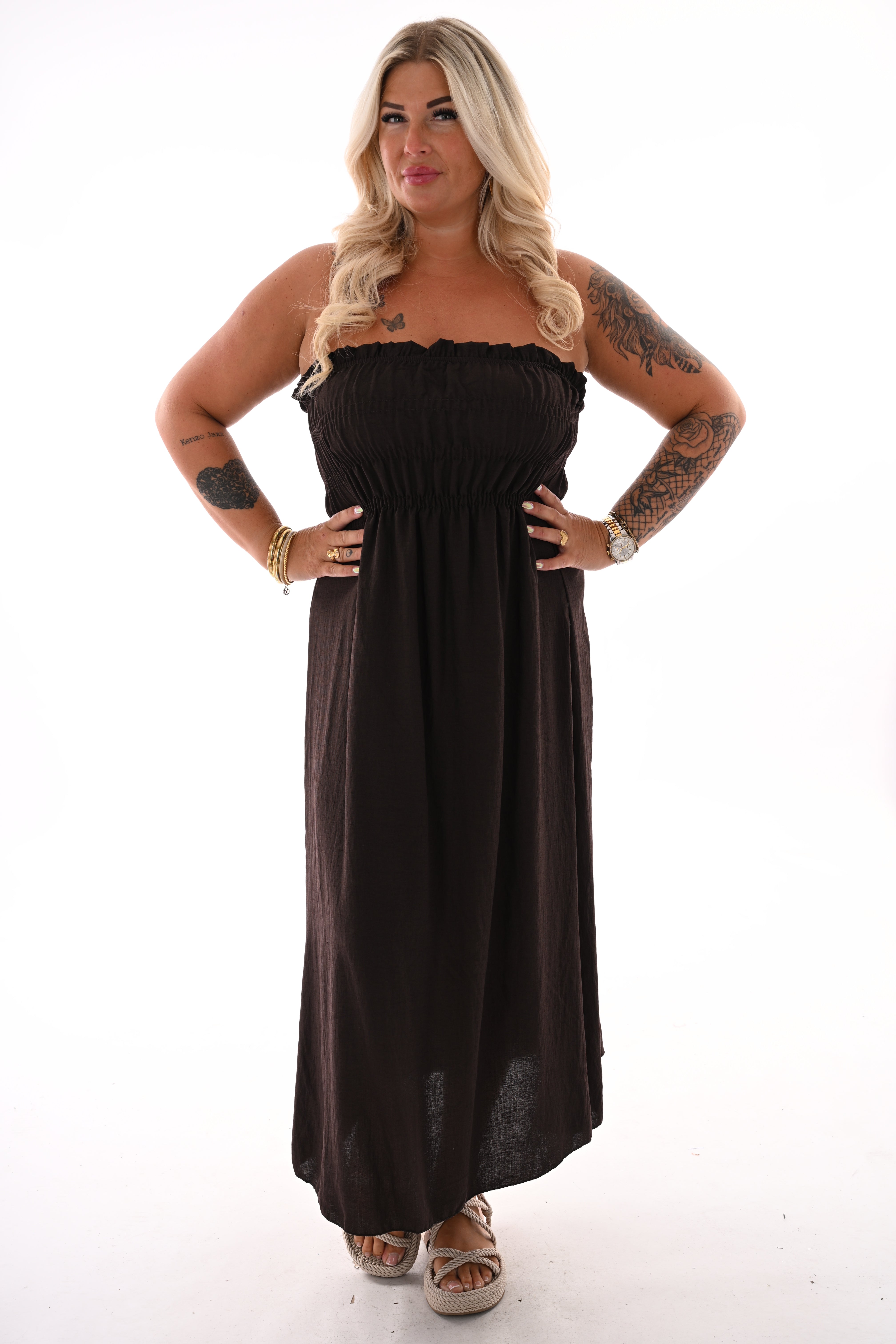 Off-shoulder jurk met smock donkerbruin
