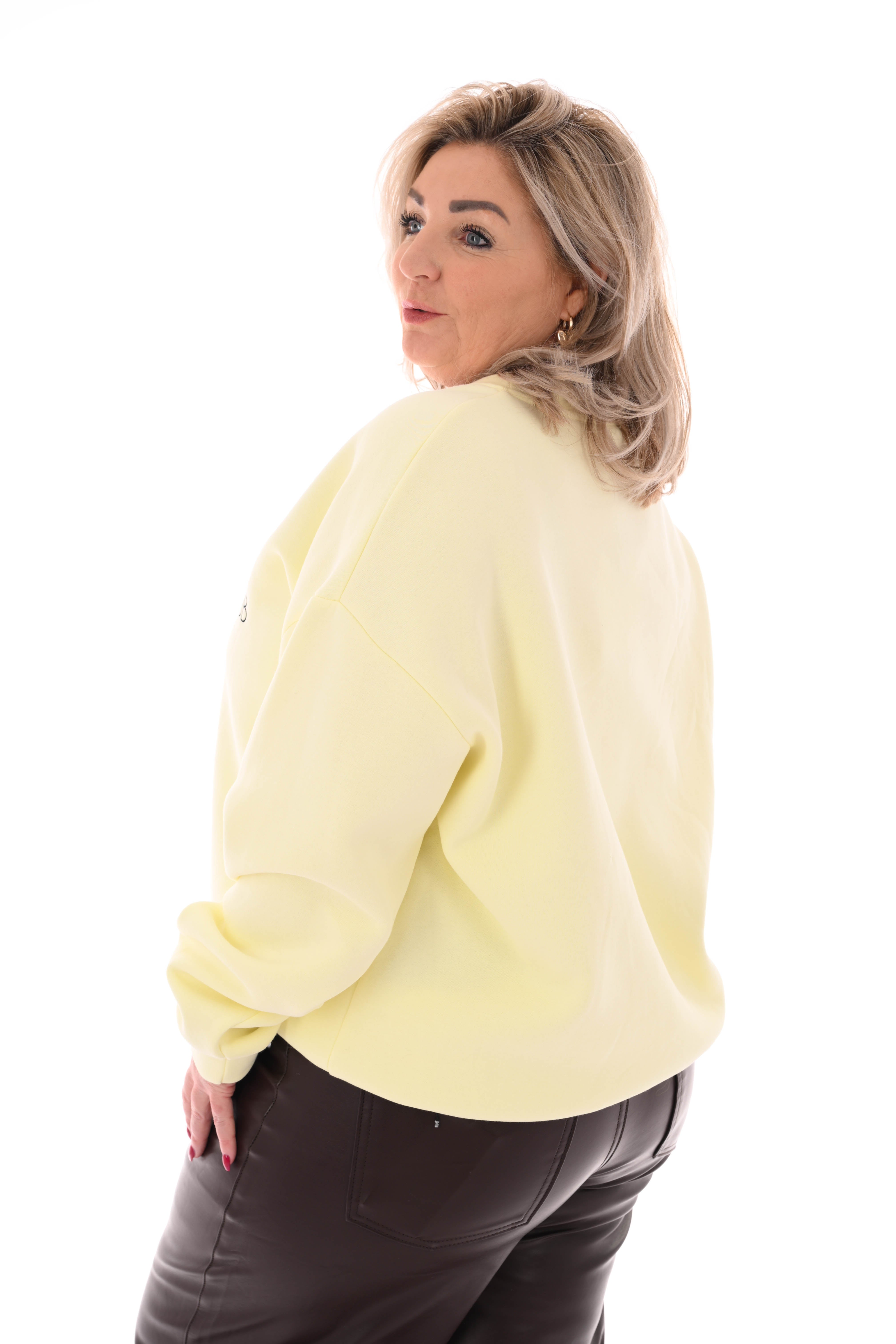 Sweater apres skiclub botergeel