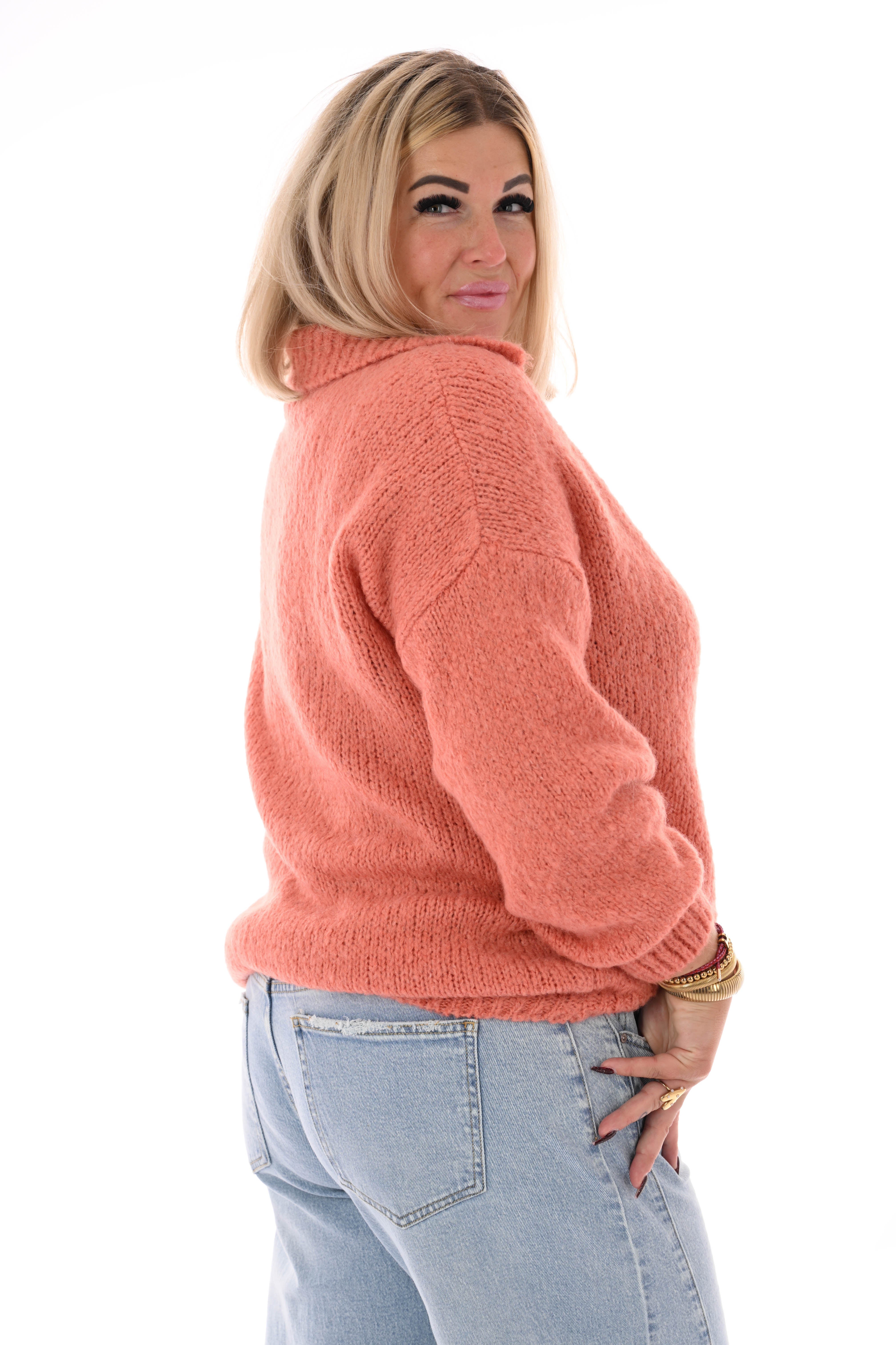 Grof gebreide trui v-hals met applicatie zalm