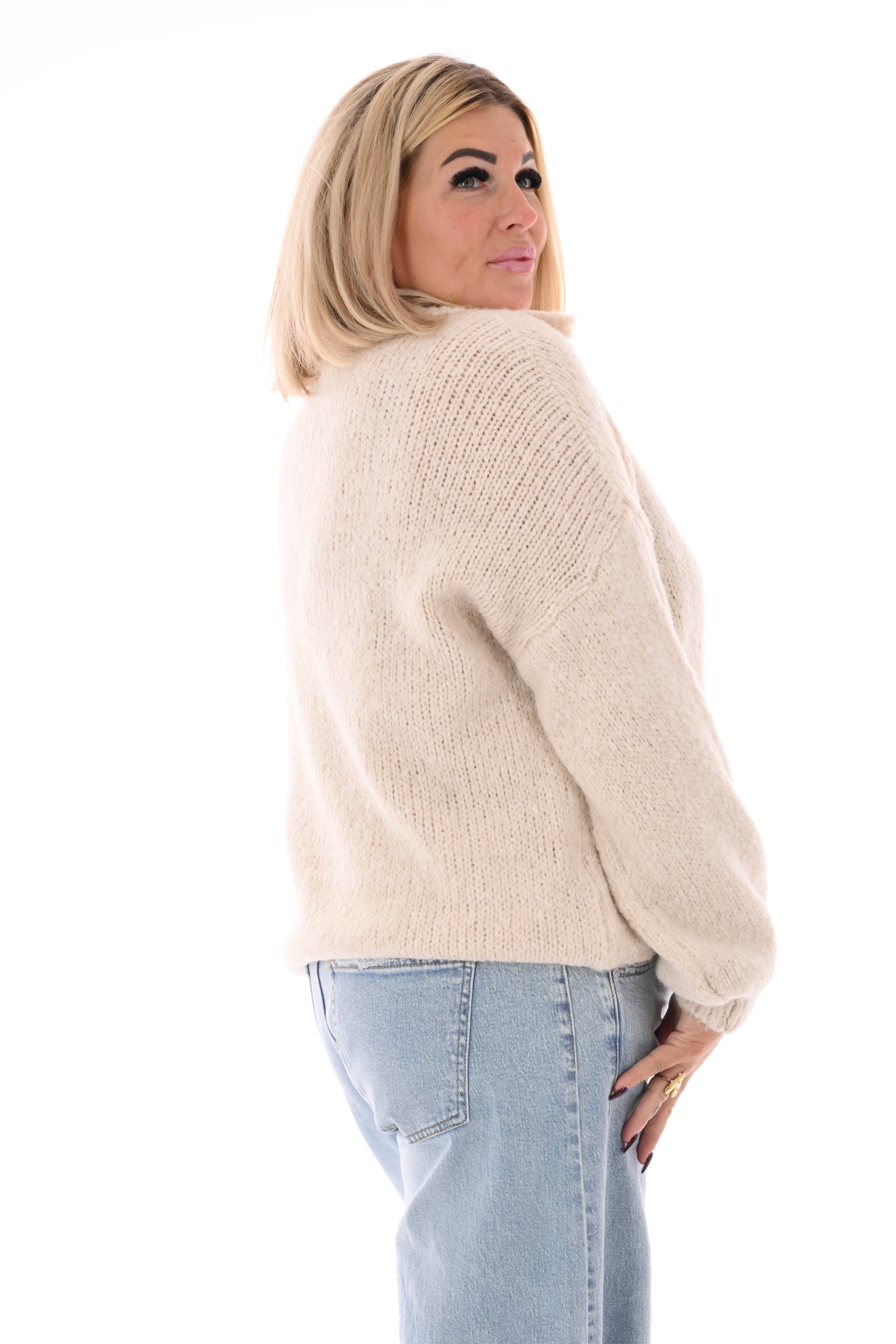 Grof gebreide trui v-hals met applicatie beige