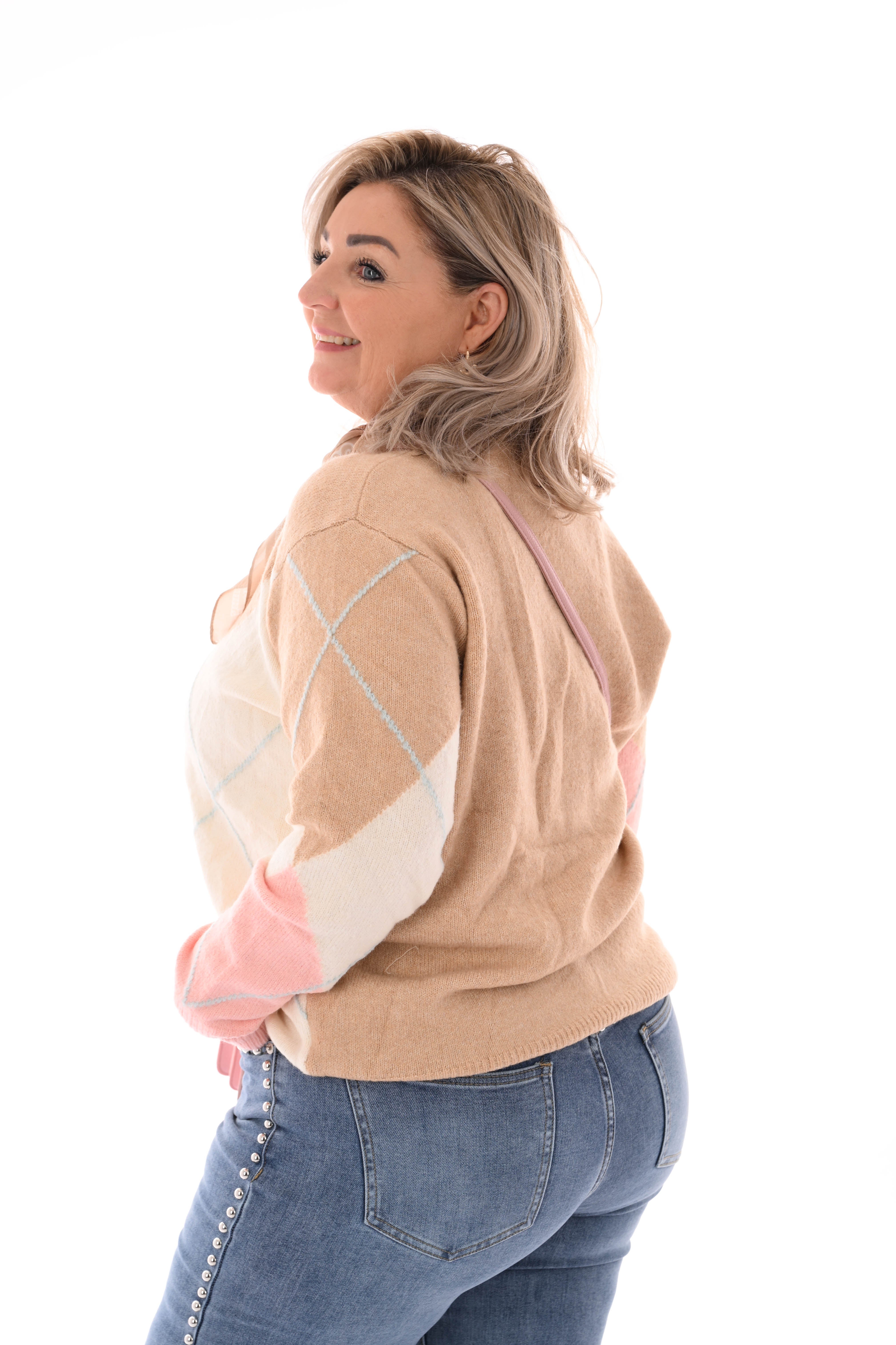 Fijn gebreid vest ruit v-hals camel