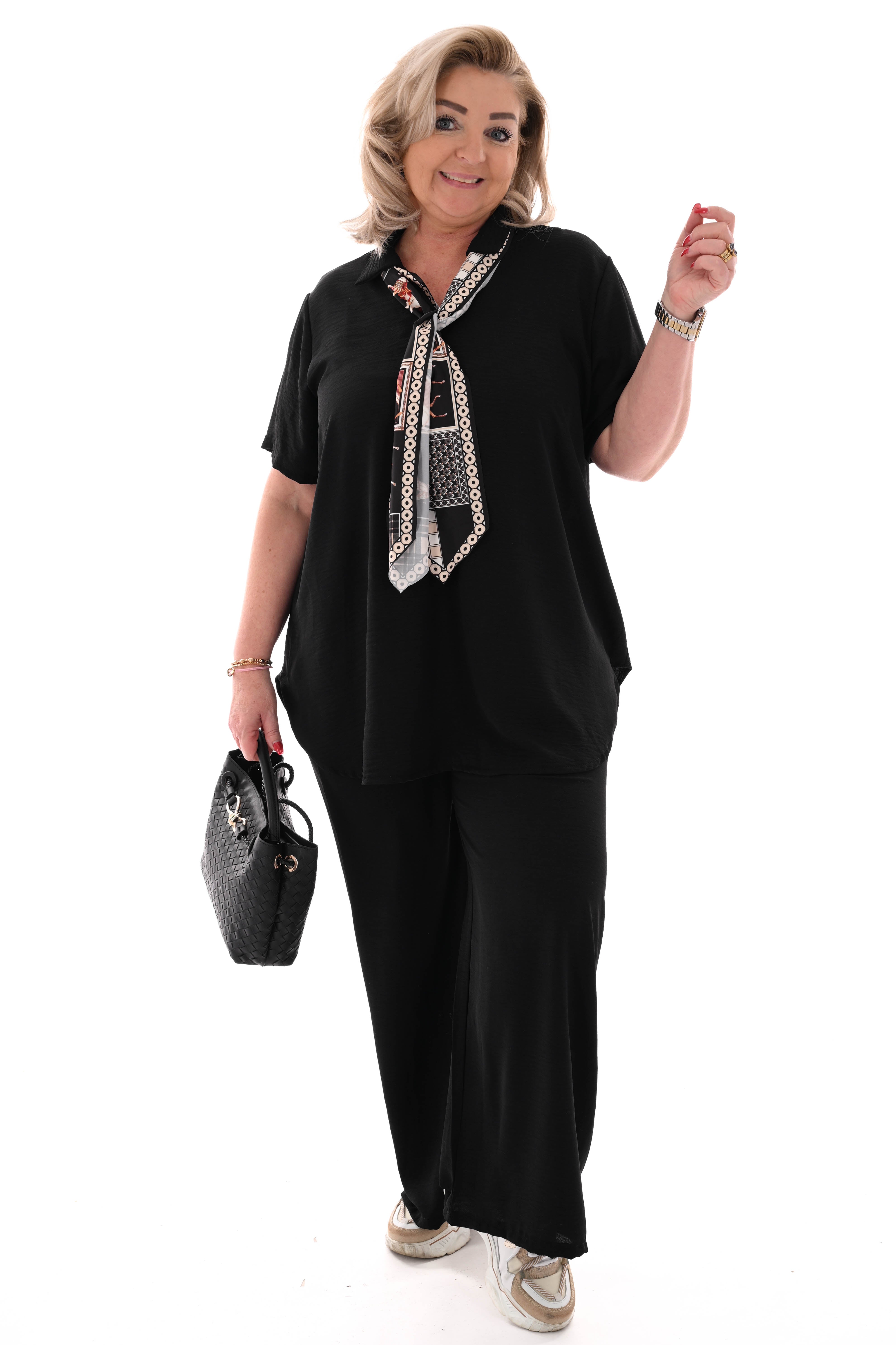 Tweedelig pak v-hals met sjaaltje uni zwart