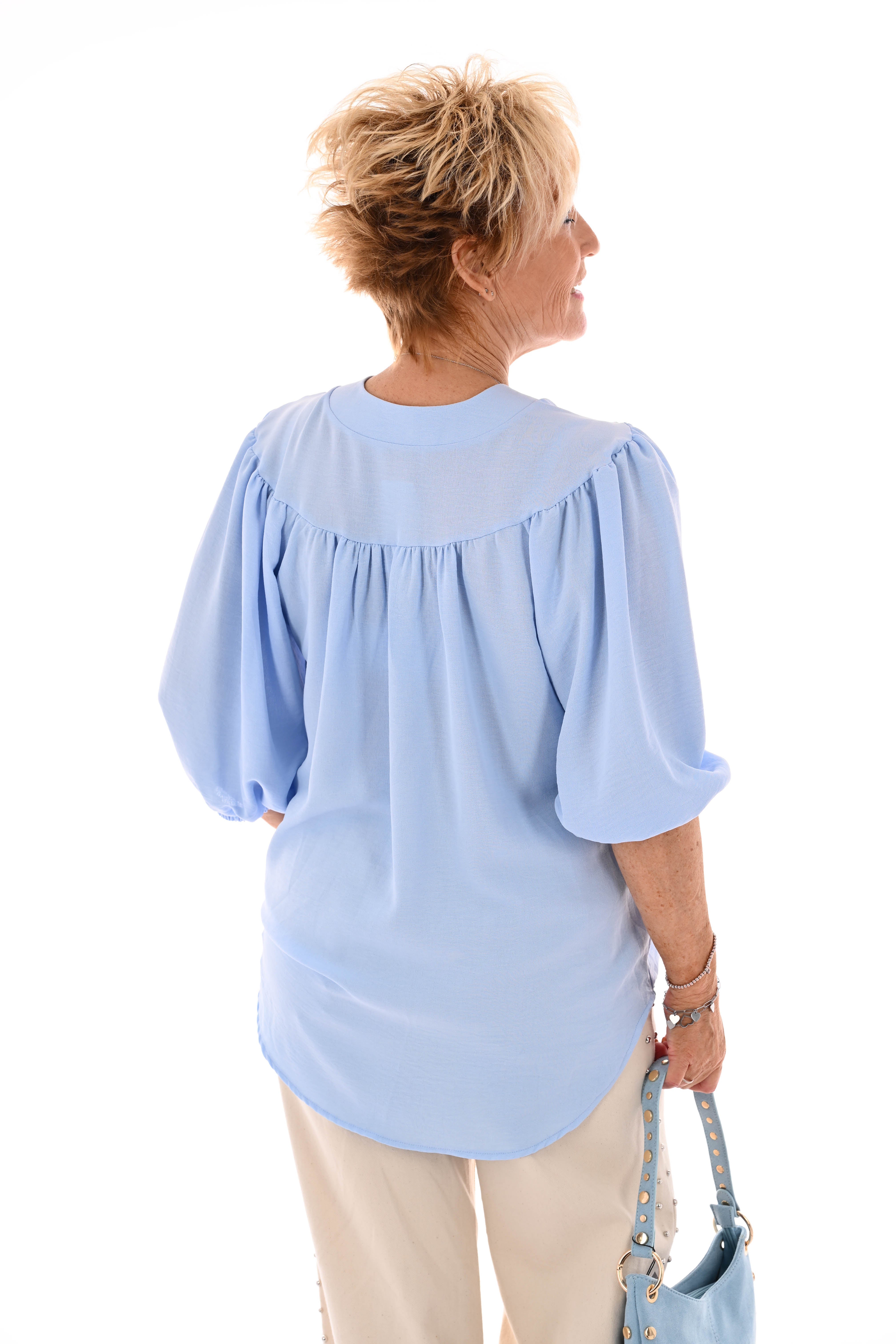 Top v-hals elastieken pofmouwen uni lichtblauw