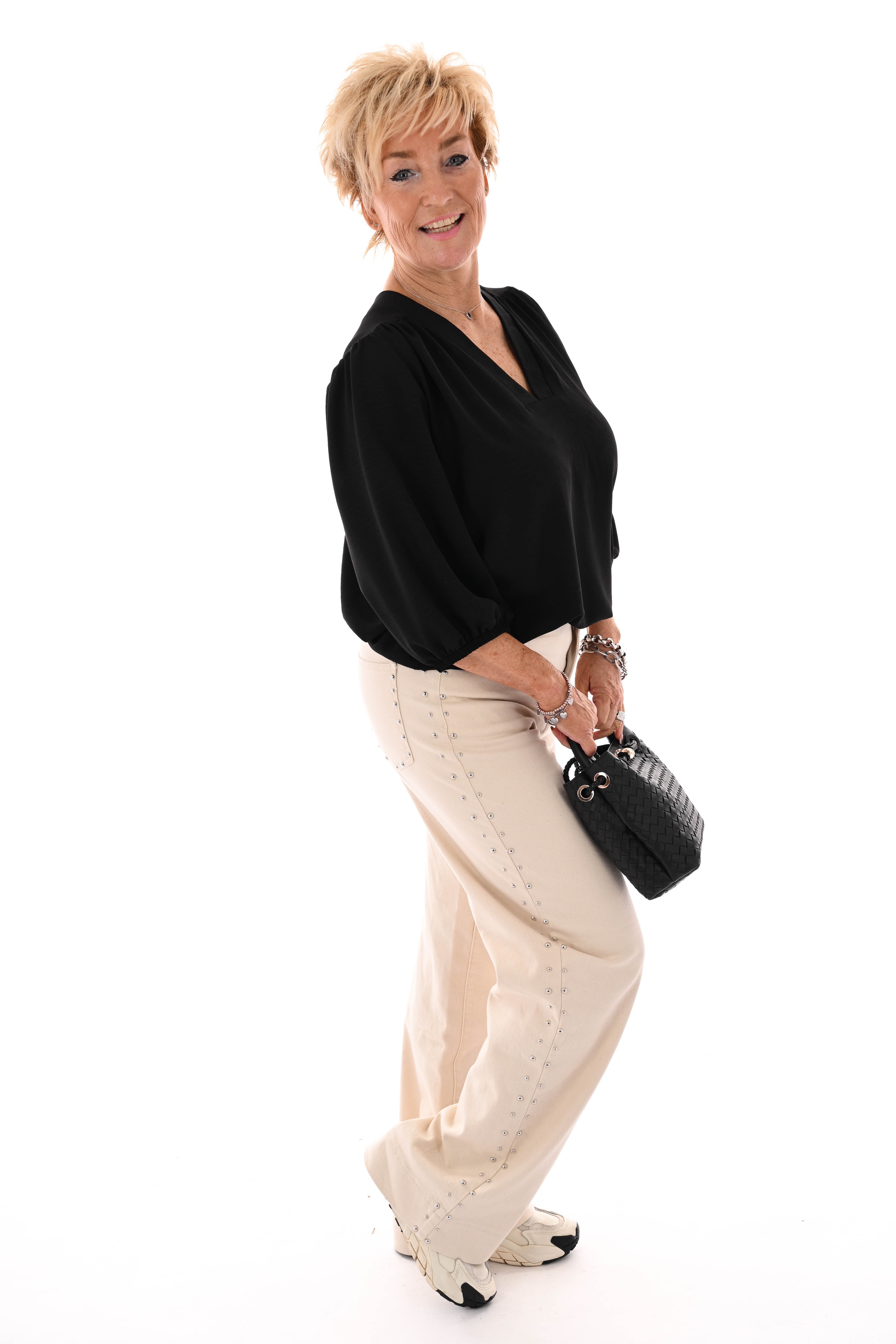 Top v-hals elastieken pofmouwen uni zwart