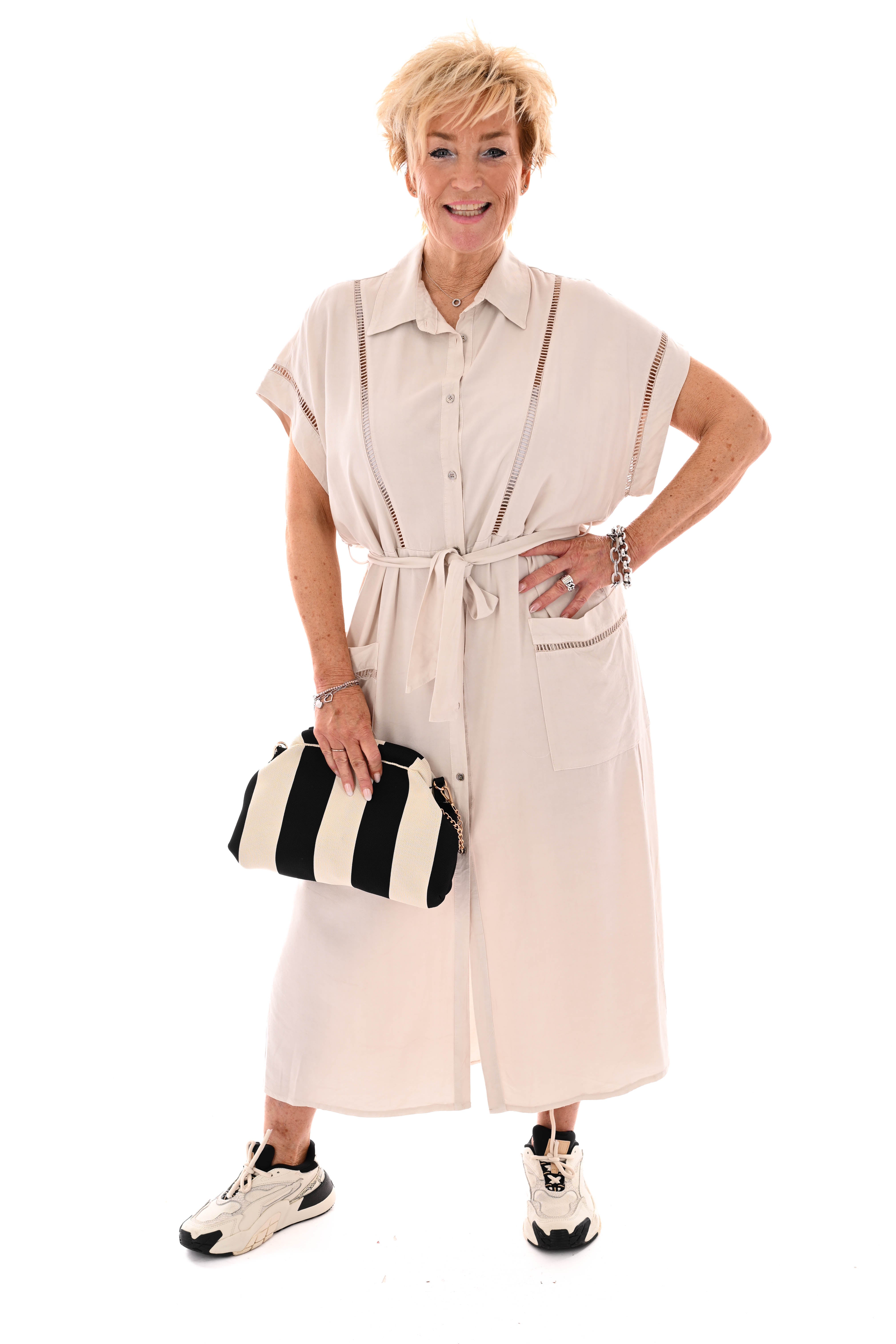 Jurk doorknoop met ceintuur beige