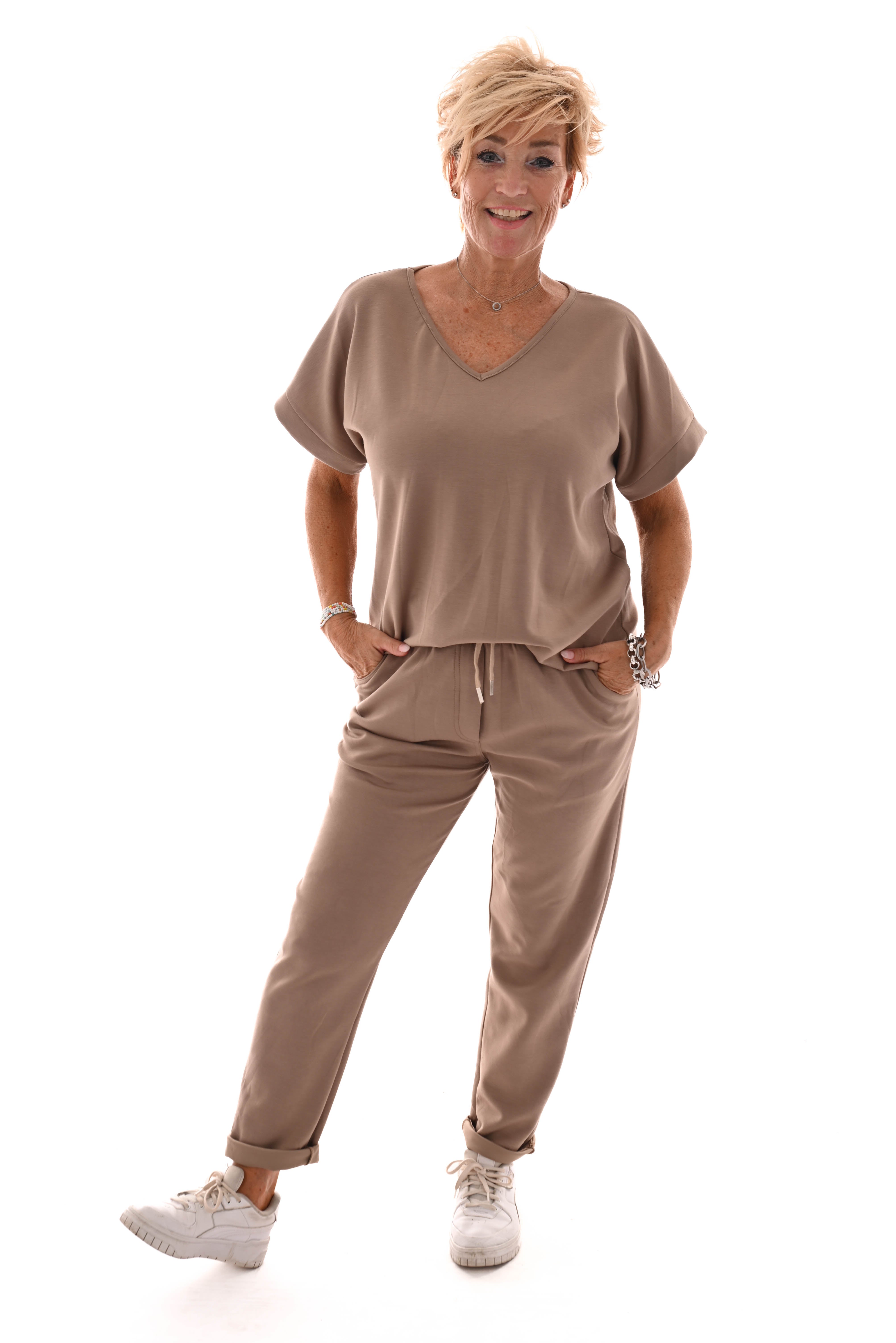 Tweedelig pak v-hals uni taupe