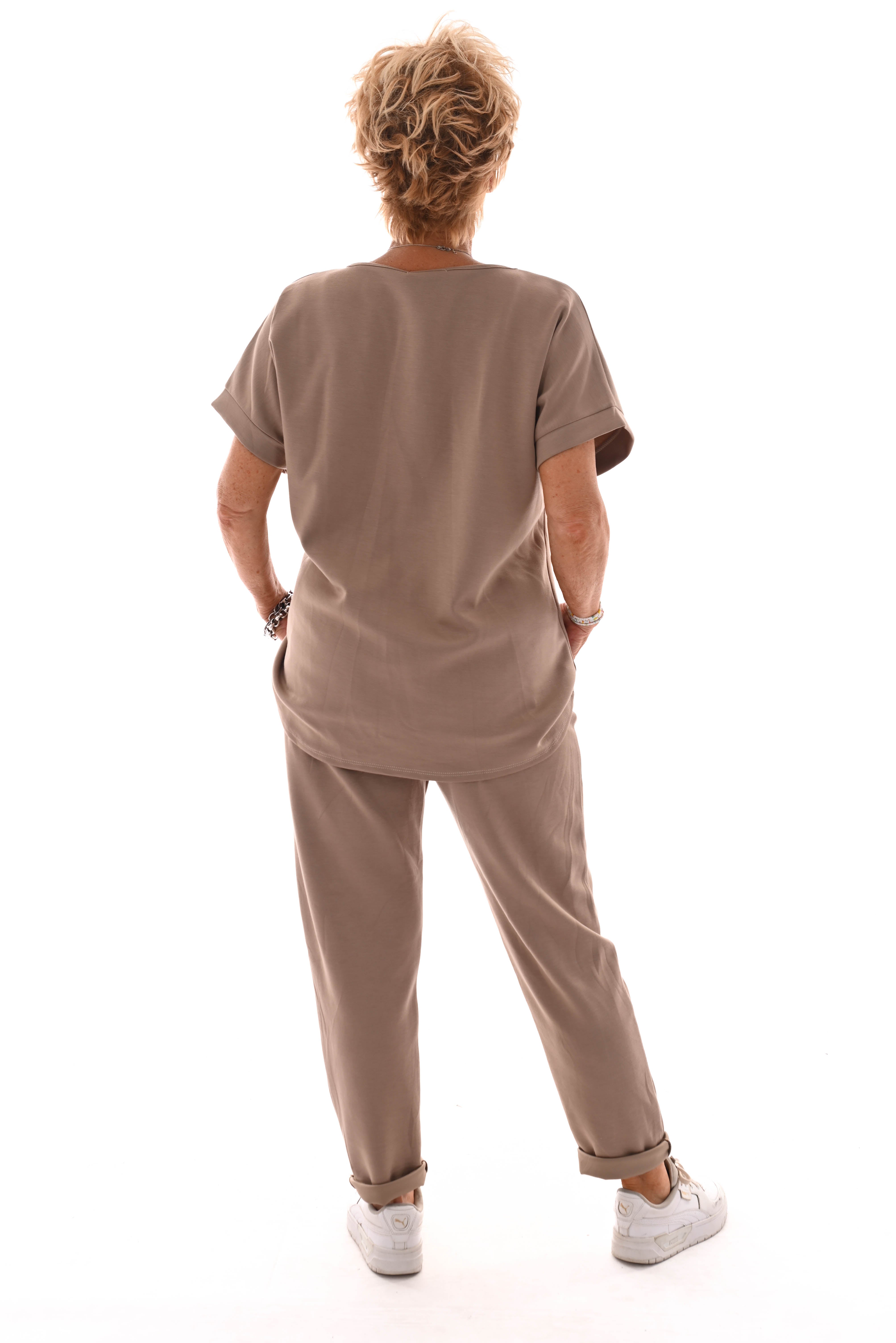 Tweedelig pak v-hals uni taupe