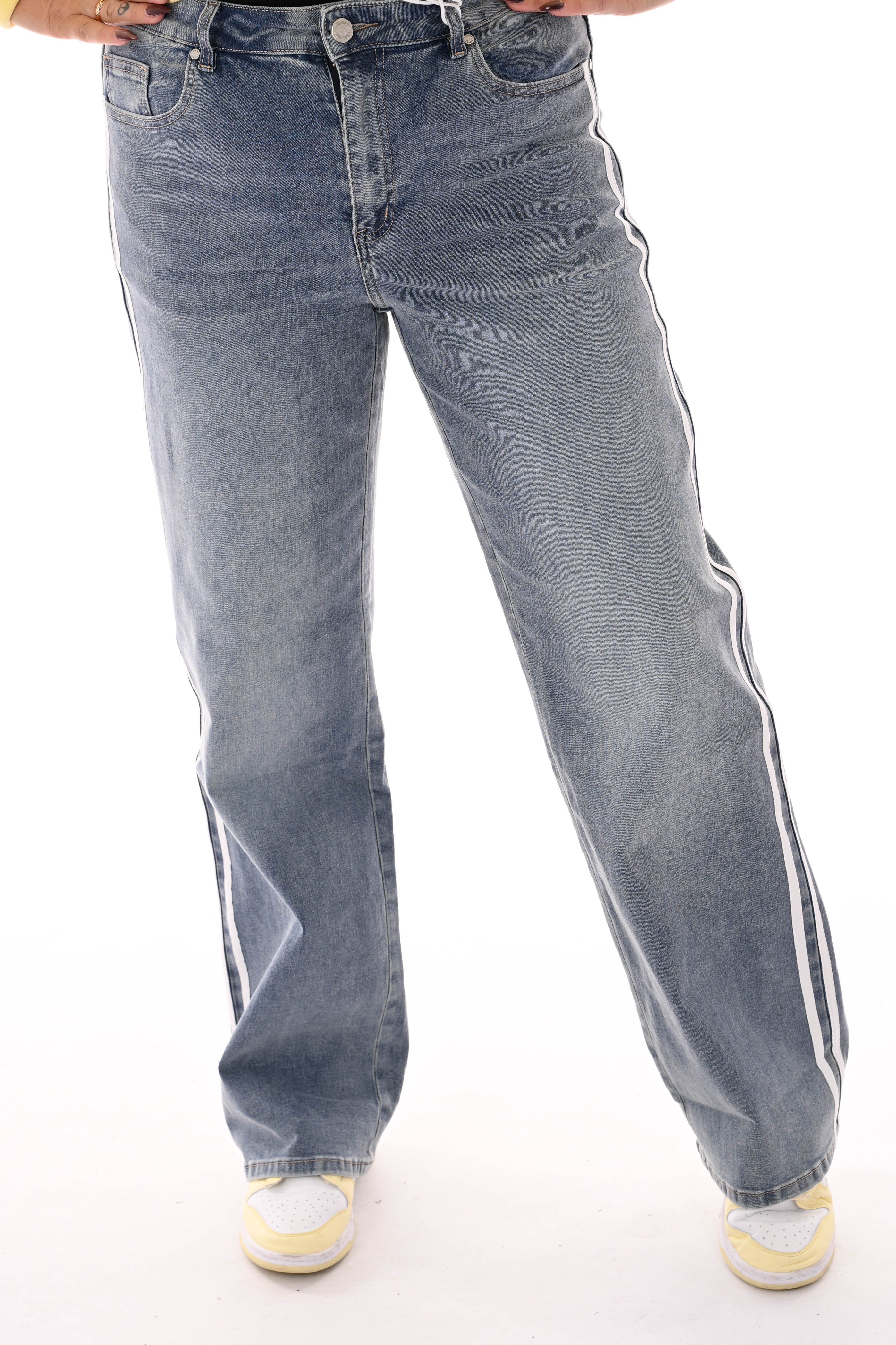 Monday wide leg met witte bies lichtblauw