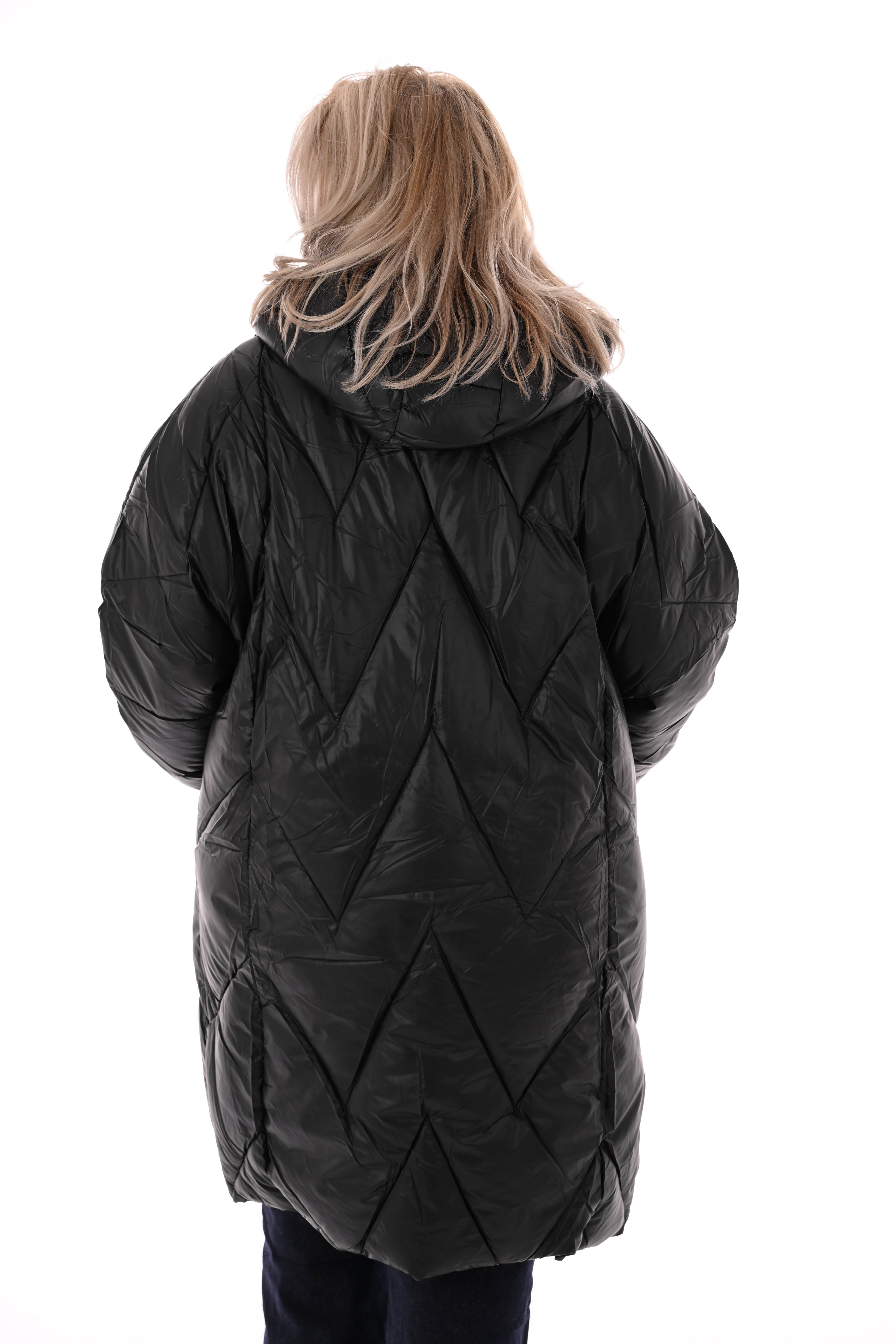 Half lange jas met capuchon zwart