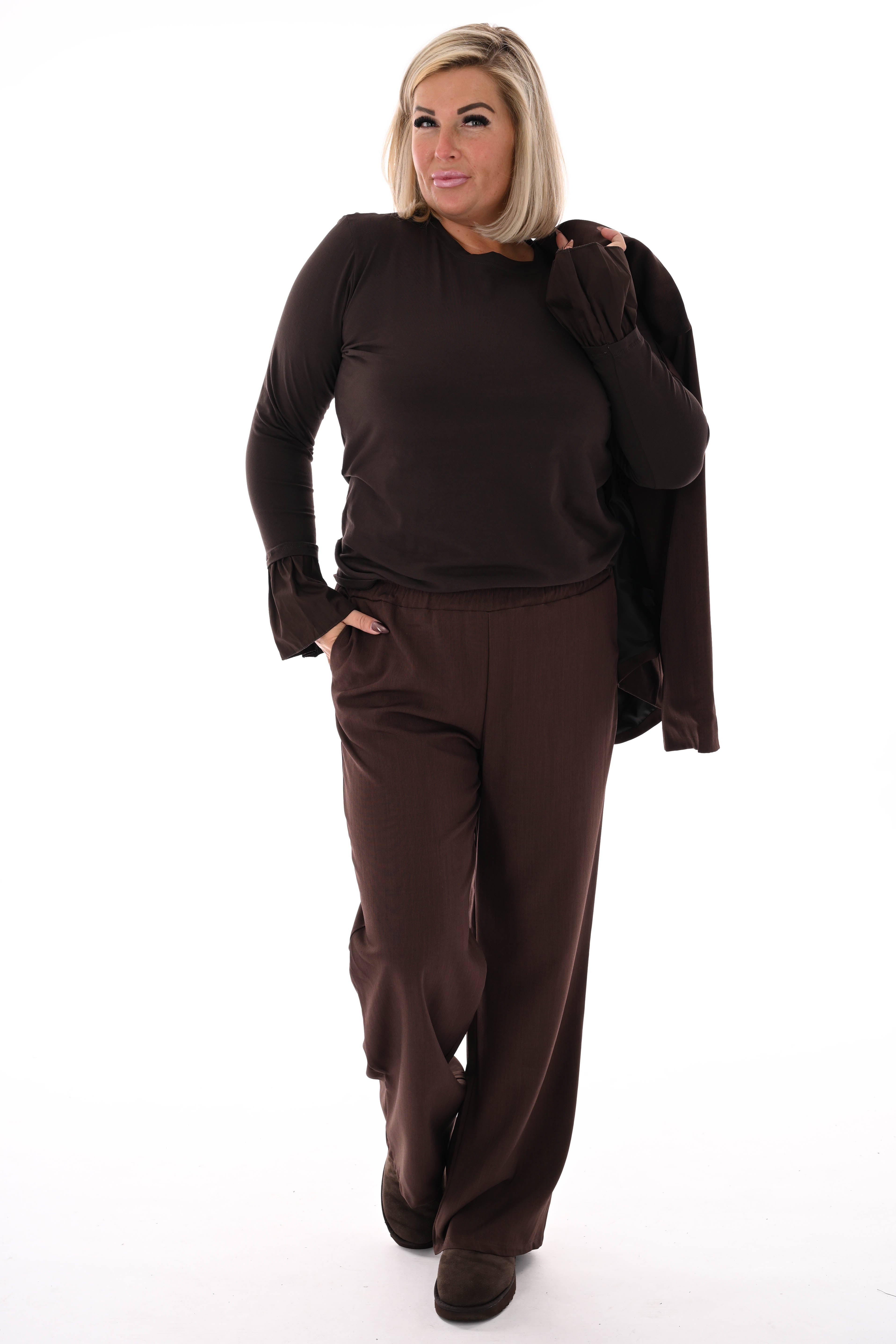 Basic shirt trompetmouwen uni donkerbruin