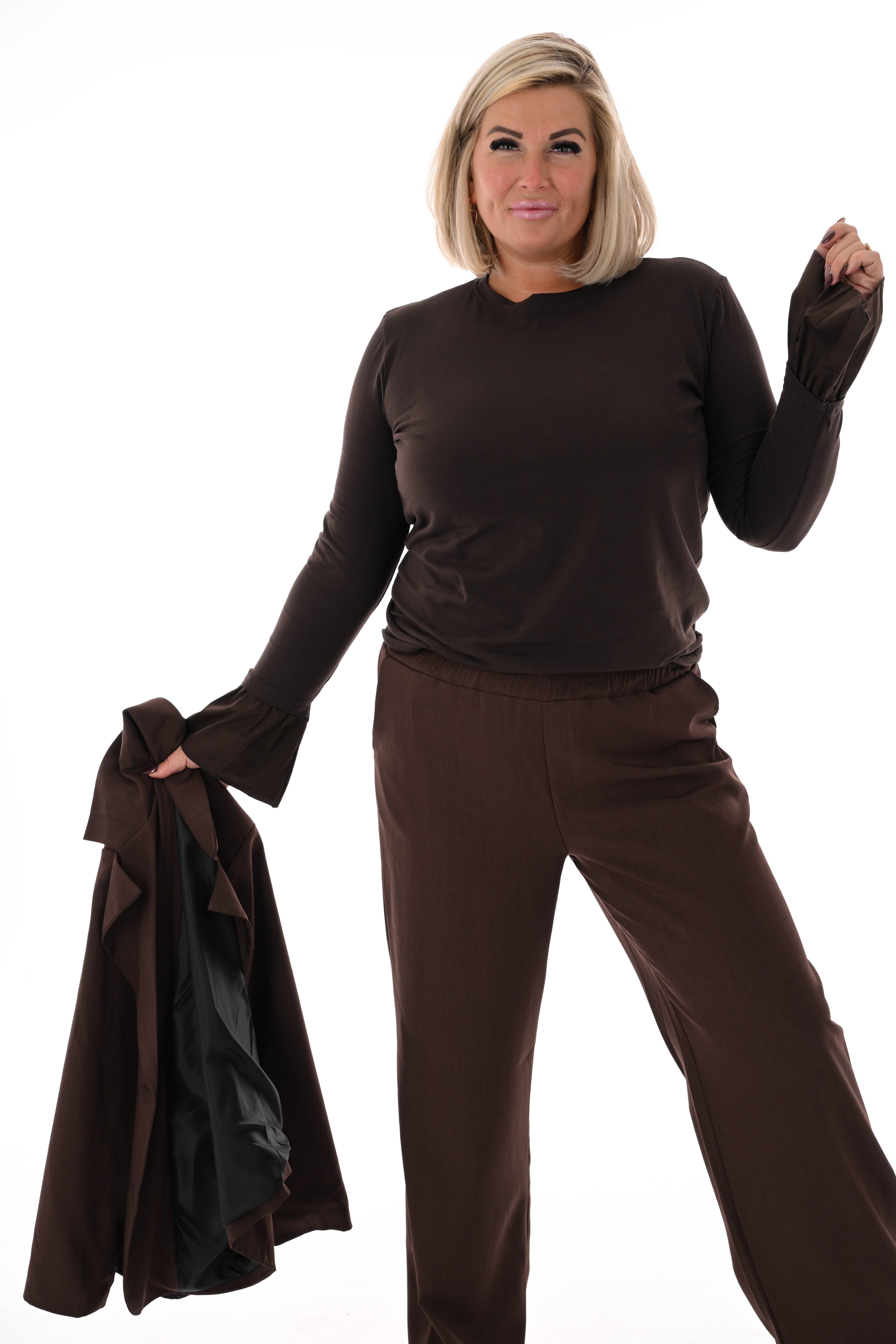 Basic shirt trompetmouwen uni donkerbruin