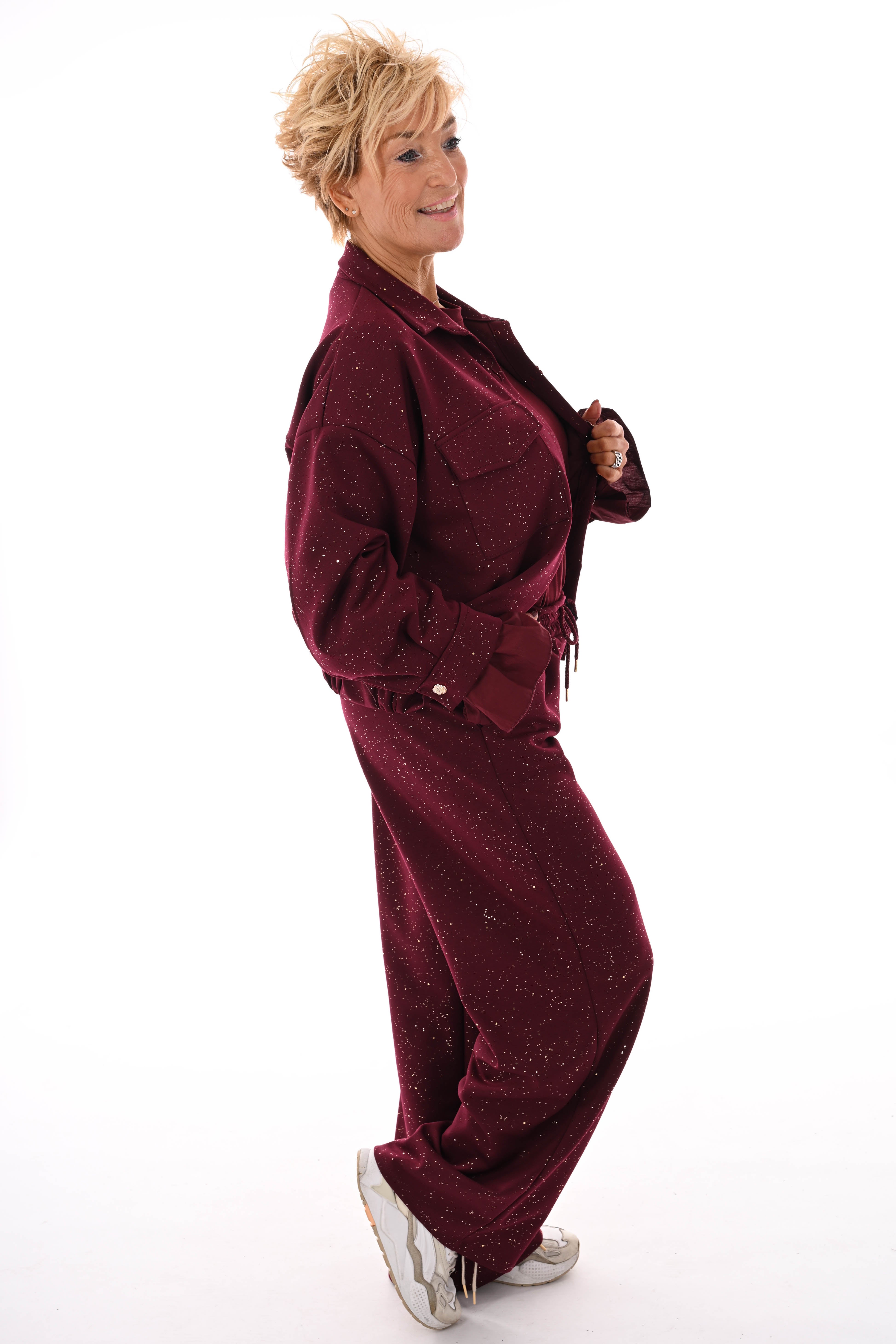 Tweedelig pak blouse met borstzakken en knopen glitters bordeaux