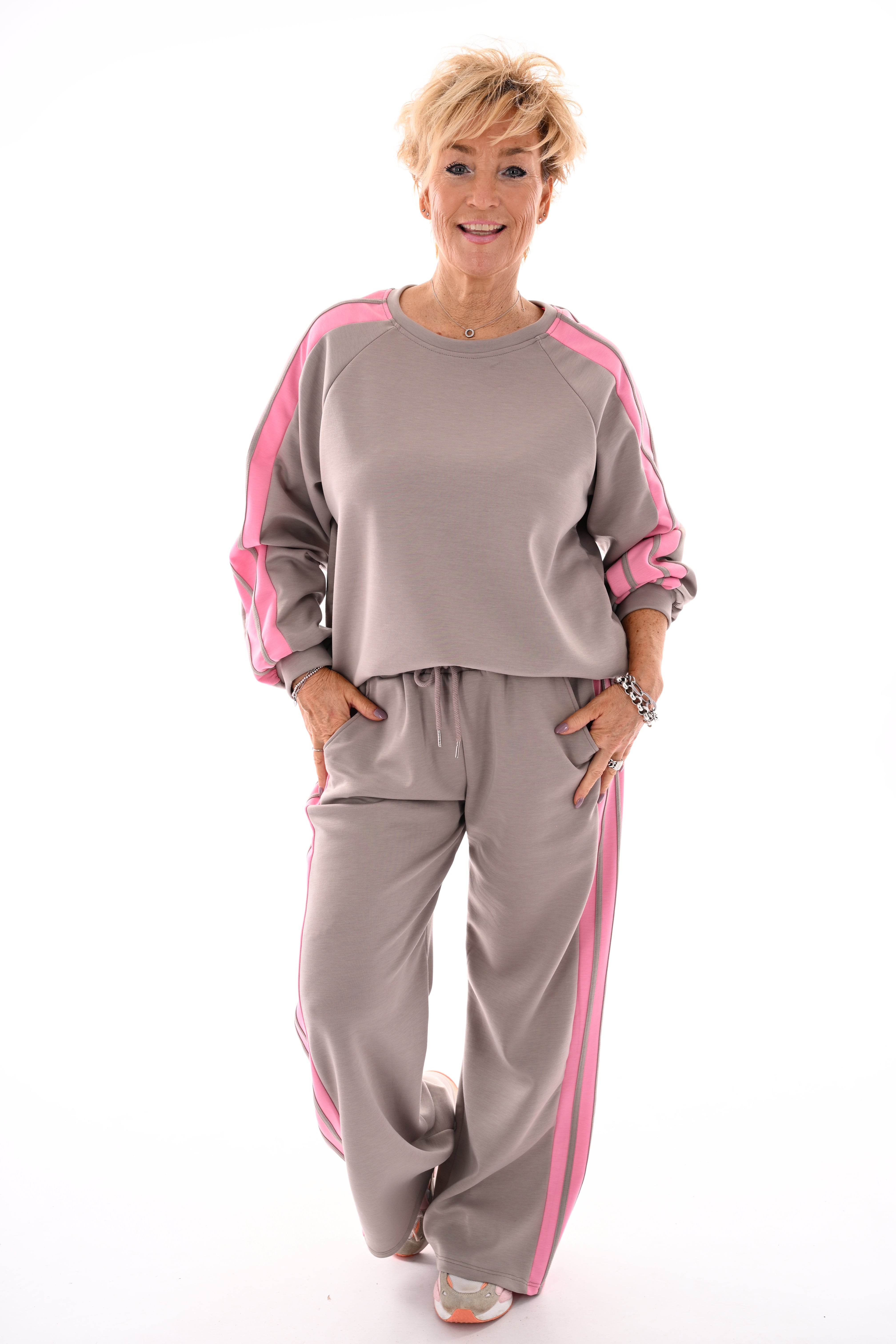 Tweedelig pak met dubbele bies taupe