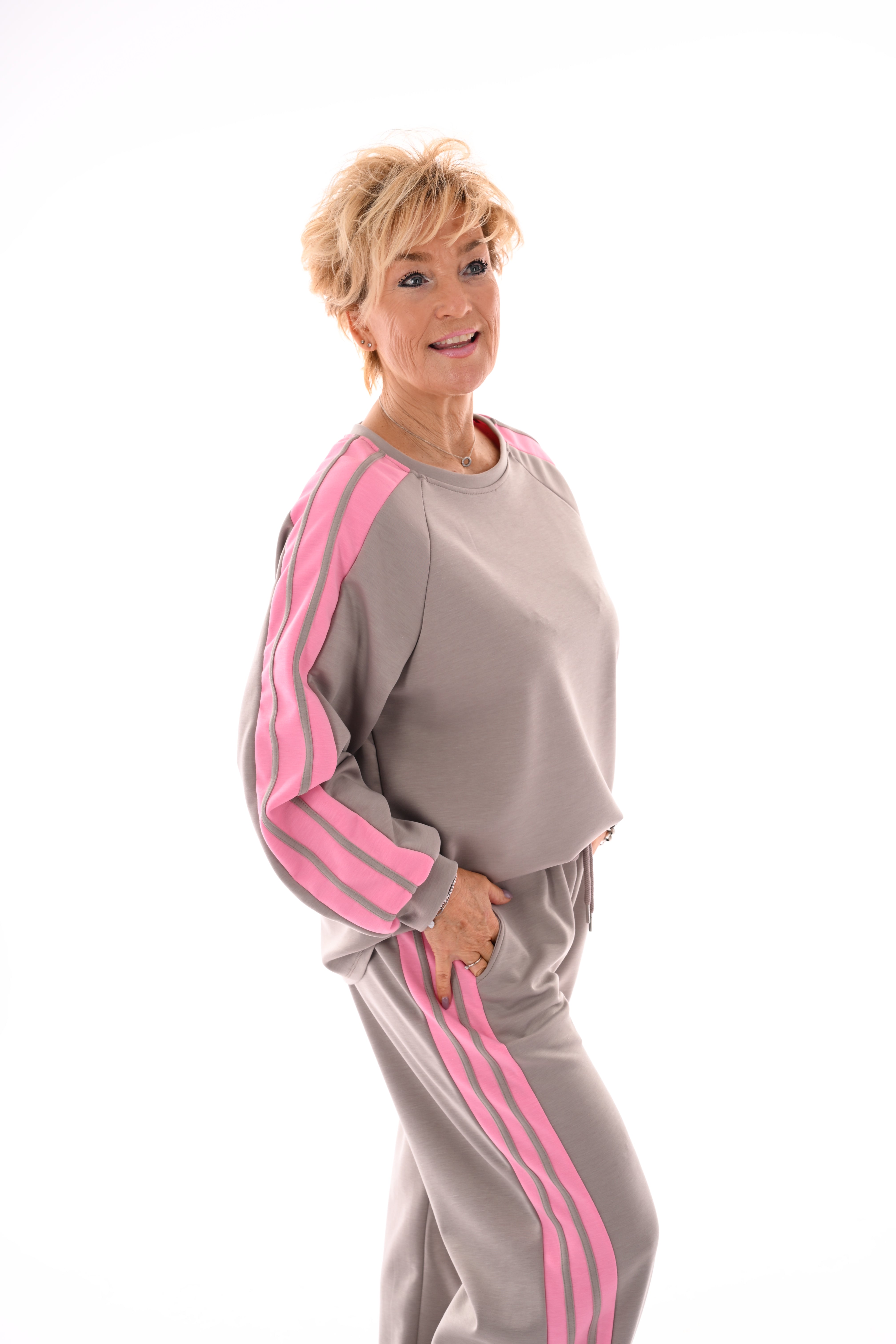 Tweedelig pak met dubbele bies taupe