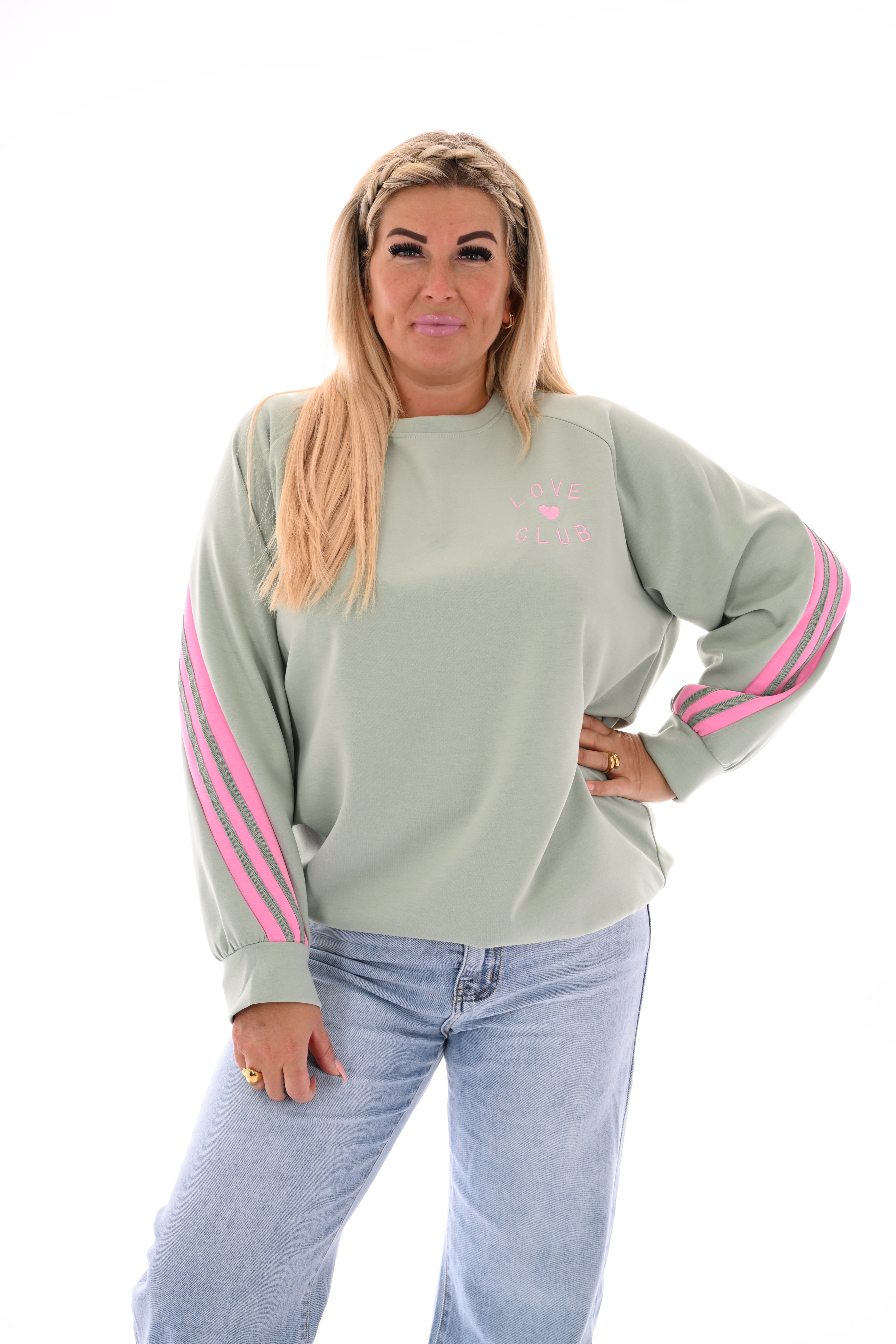 Sweater love club met bies lindegroen