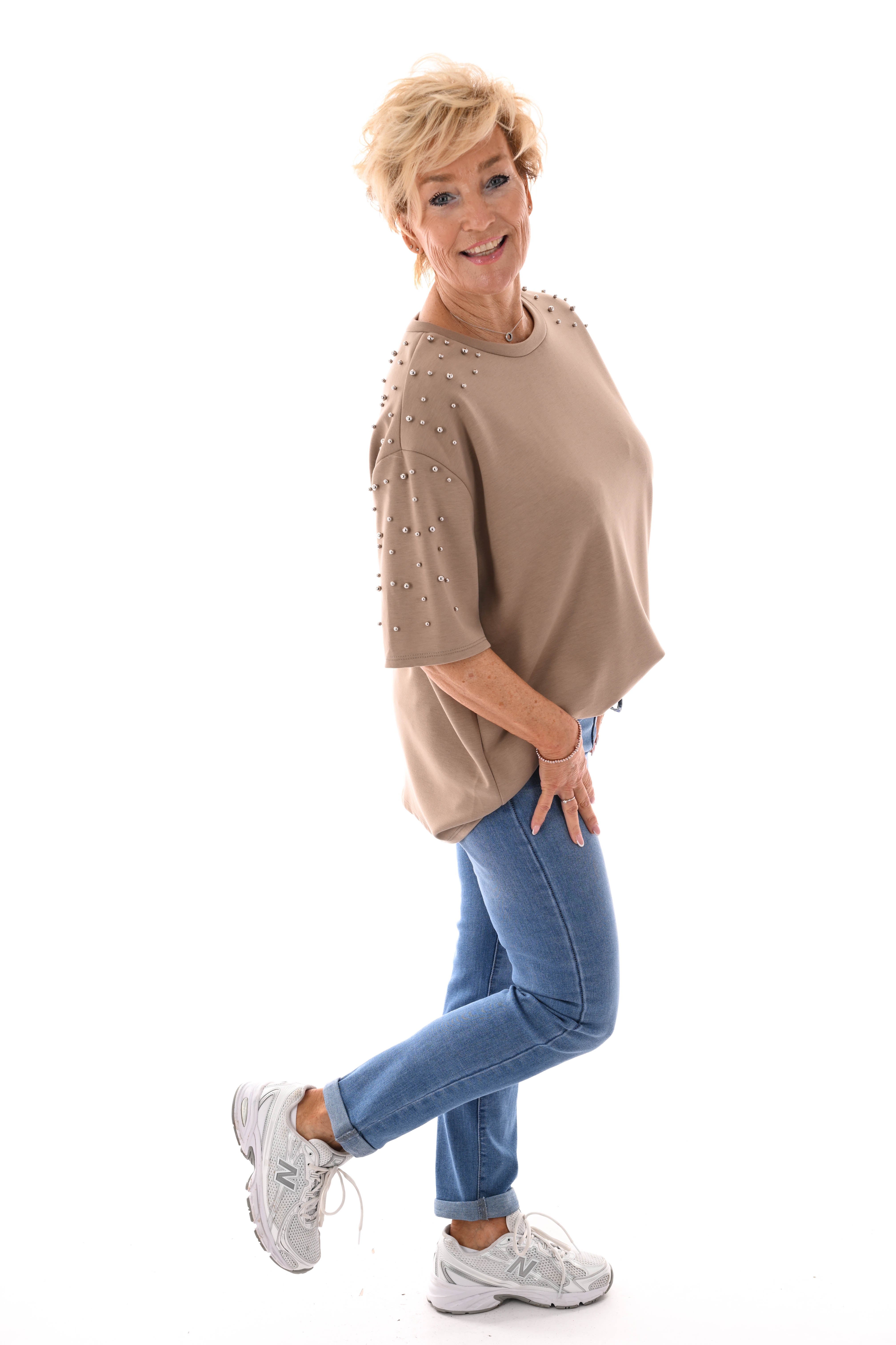 Sweater korte mouwen studs taupe