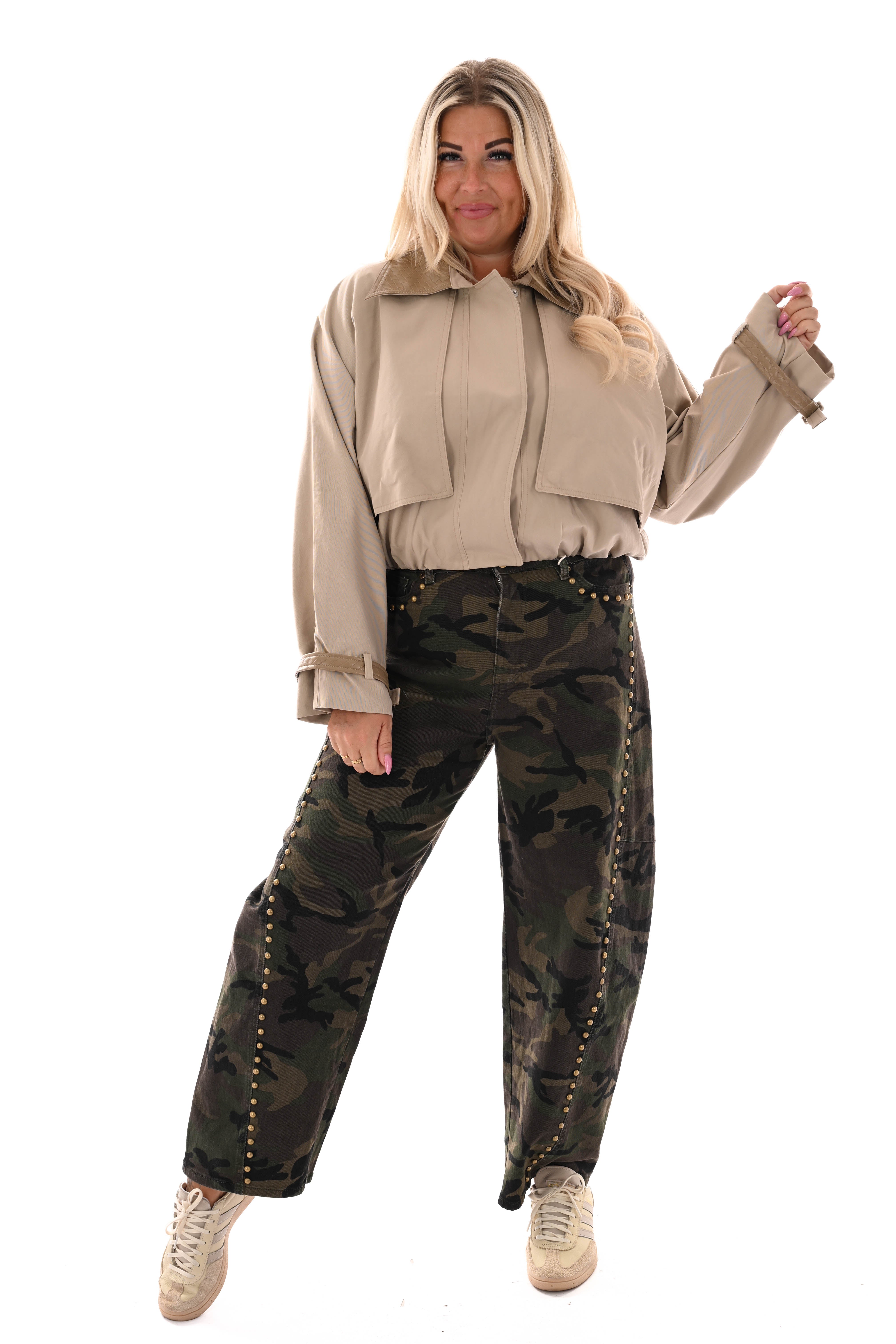 Korte trenchcoat jas met kraag beige