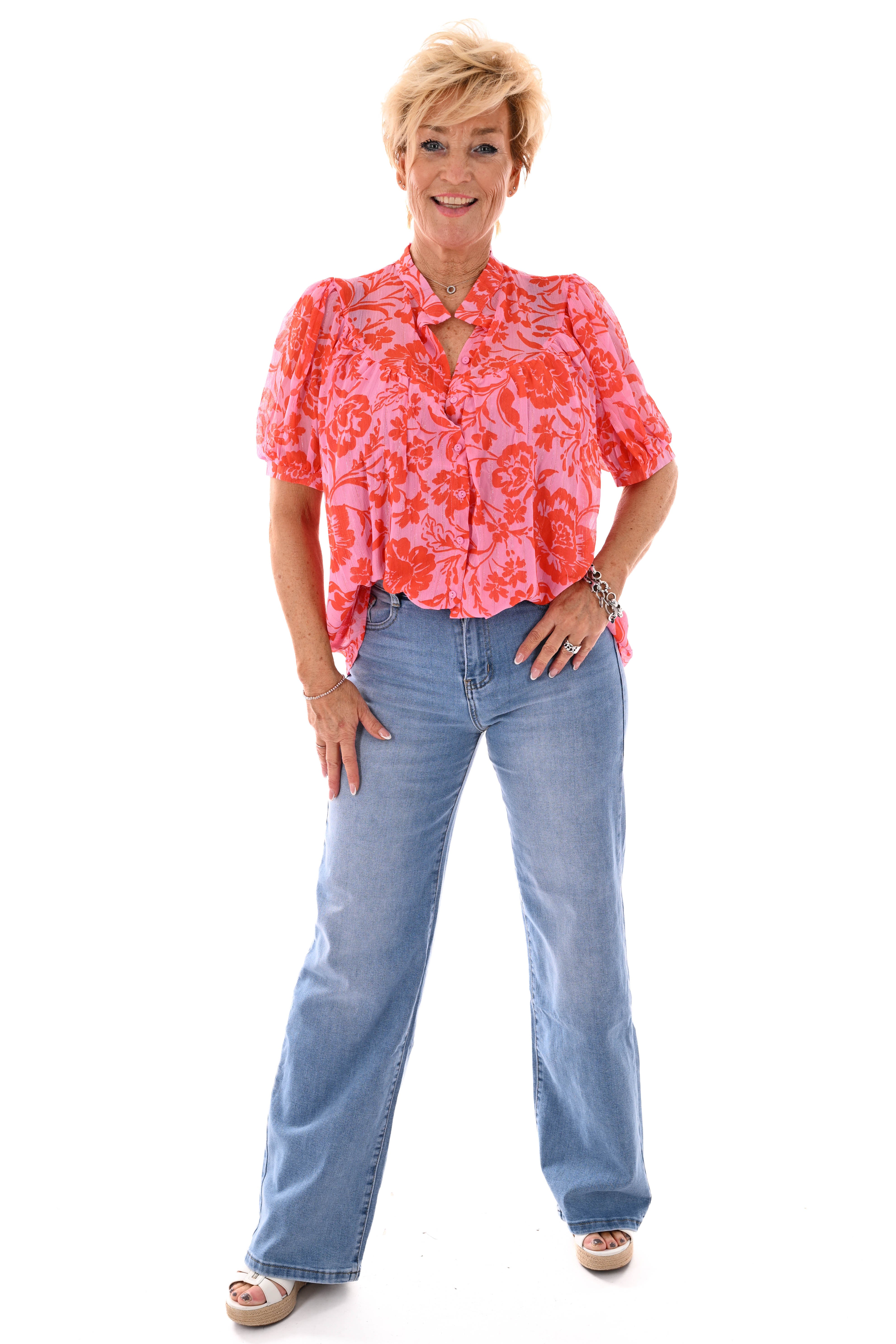 Blouse korte pofmouwen bloemen lichtroze/rood