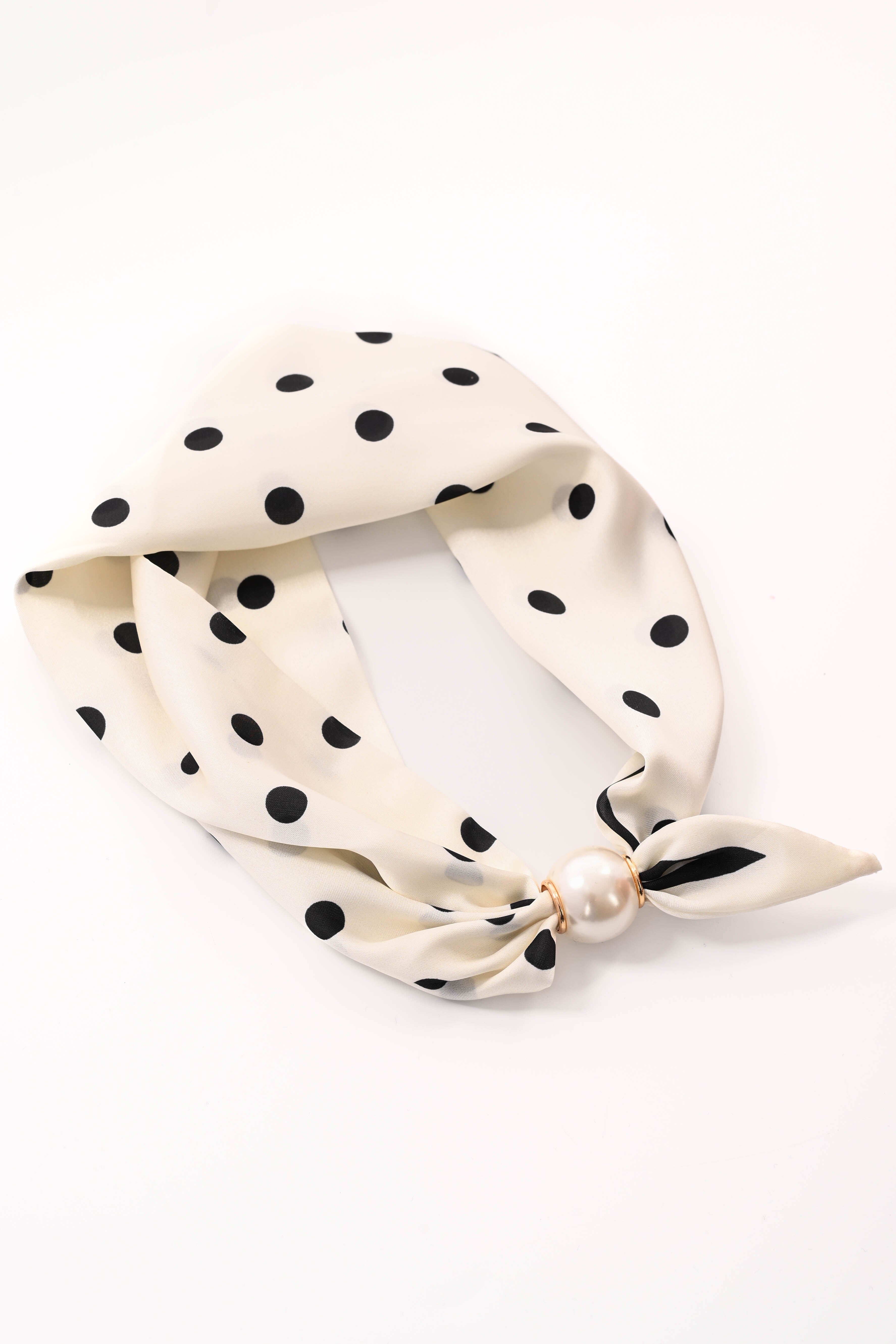 Kort sjaaltje parel met magneet dots roomwit