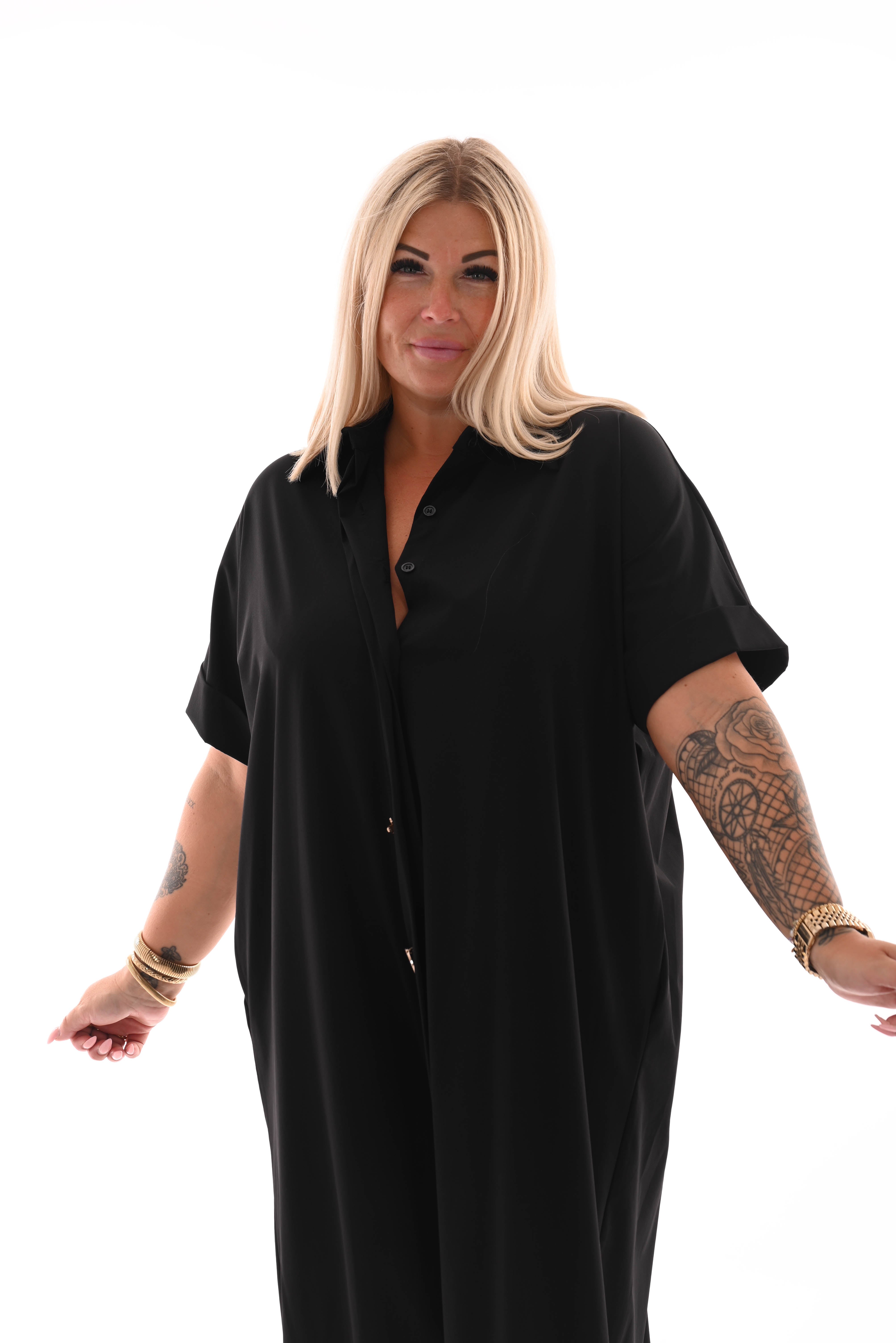 Lange blouse korte mouwen broche zwart