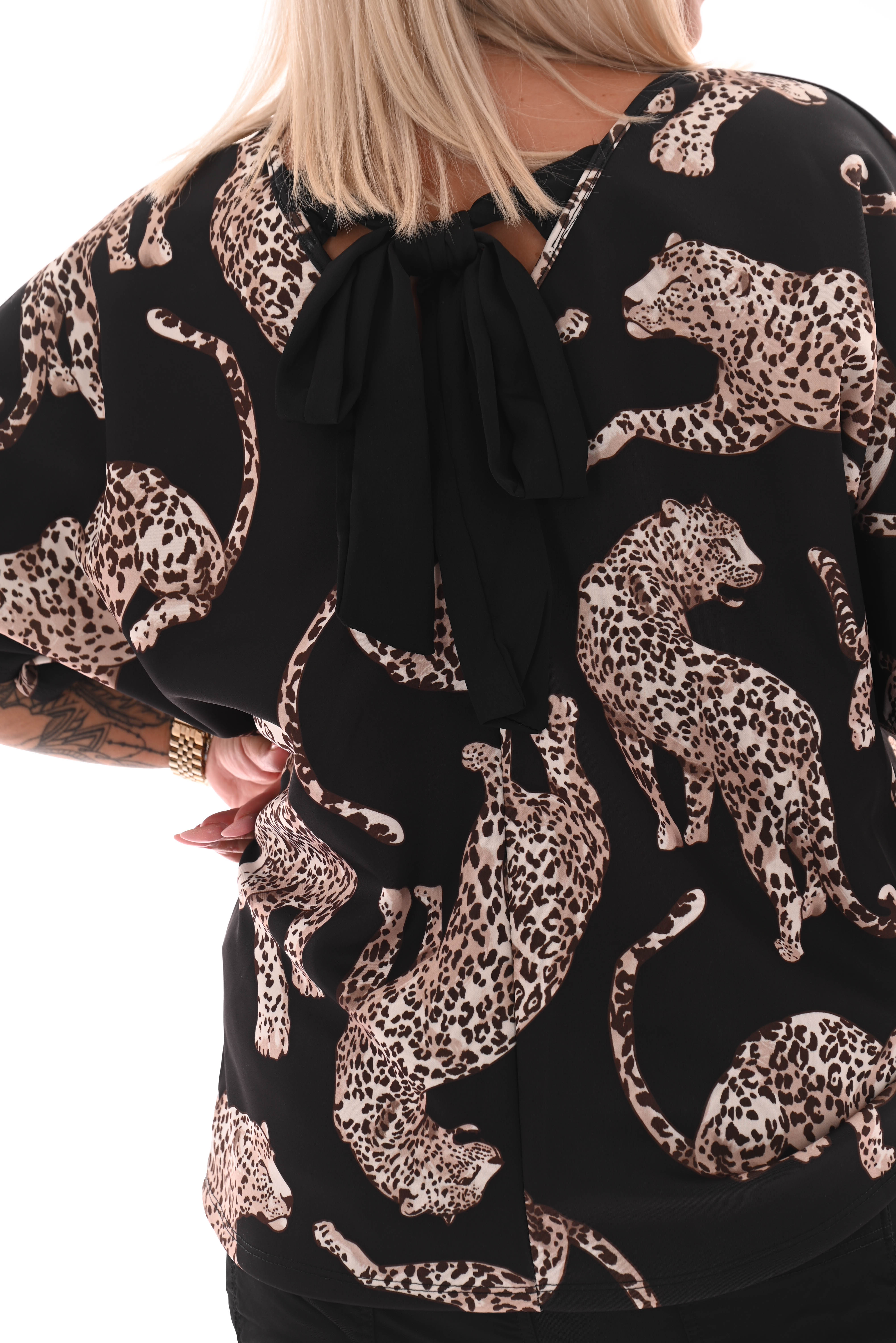 Top panter met strik op rug zwart