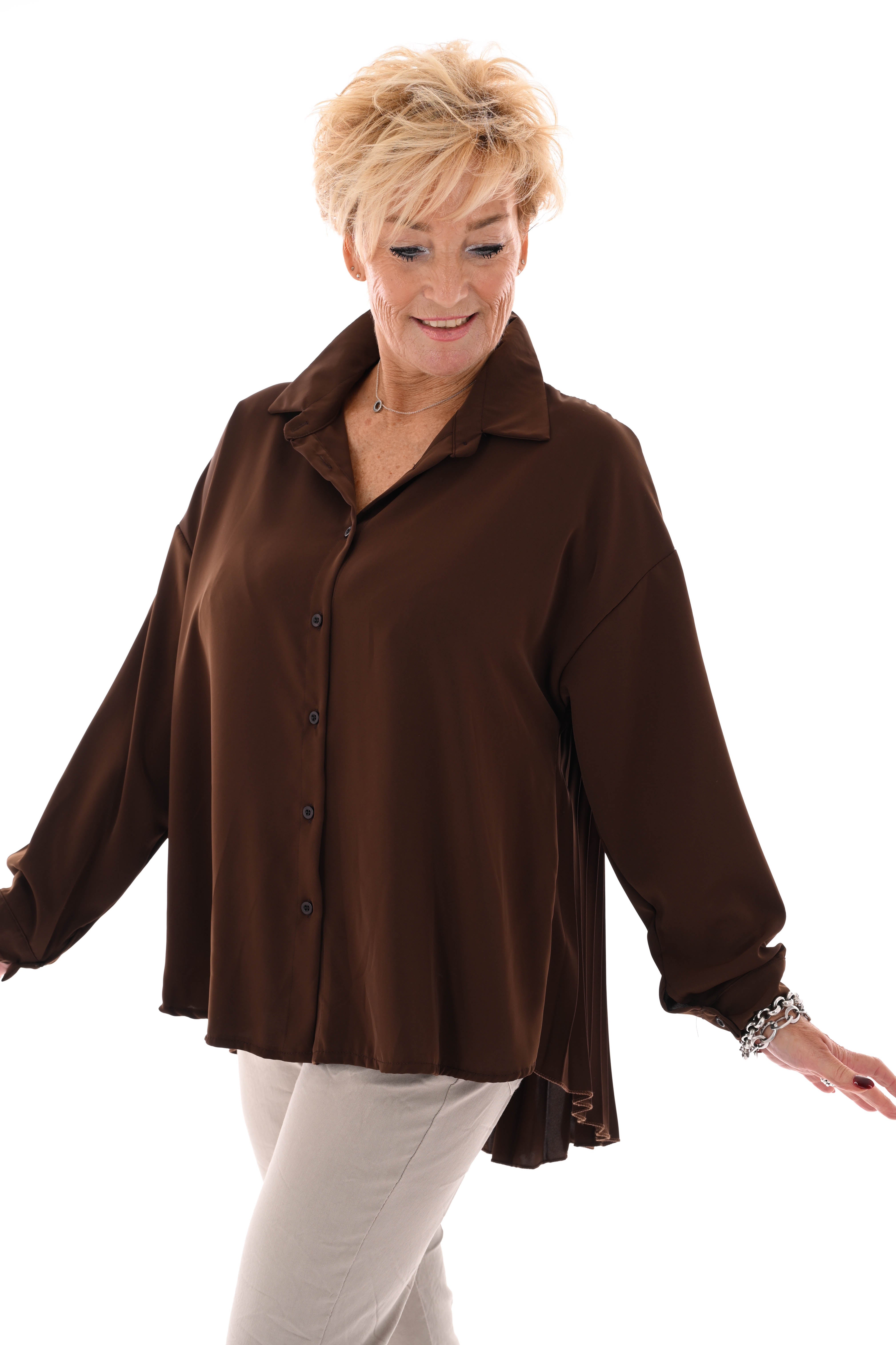 Doorknoop blouse uni plisse rug bruin