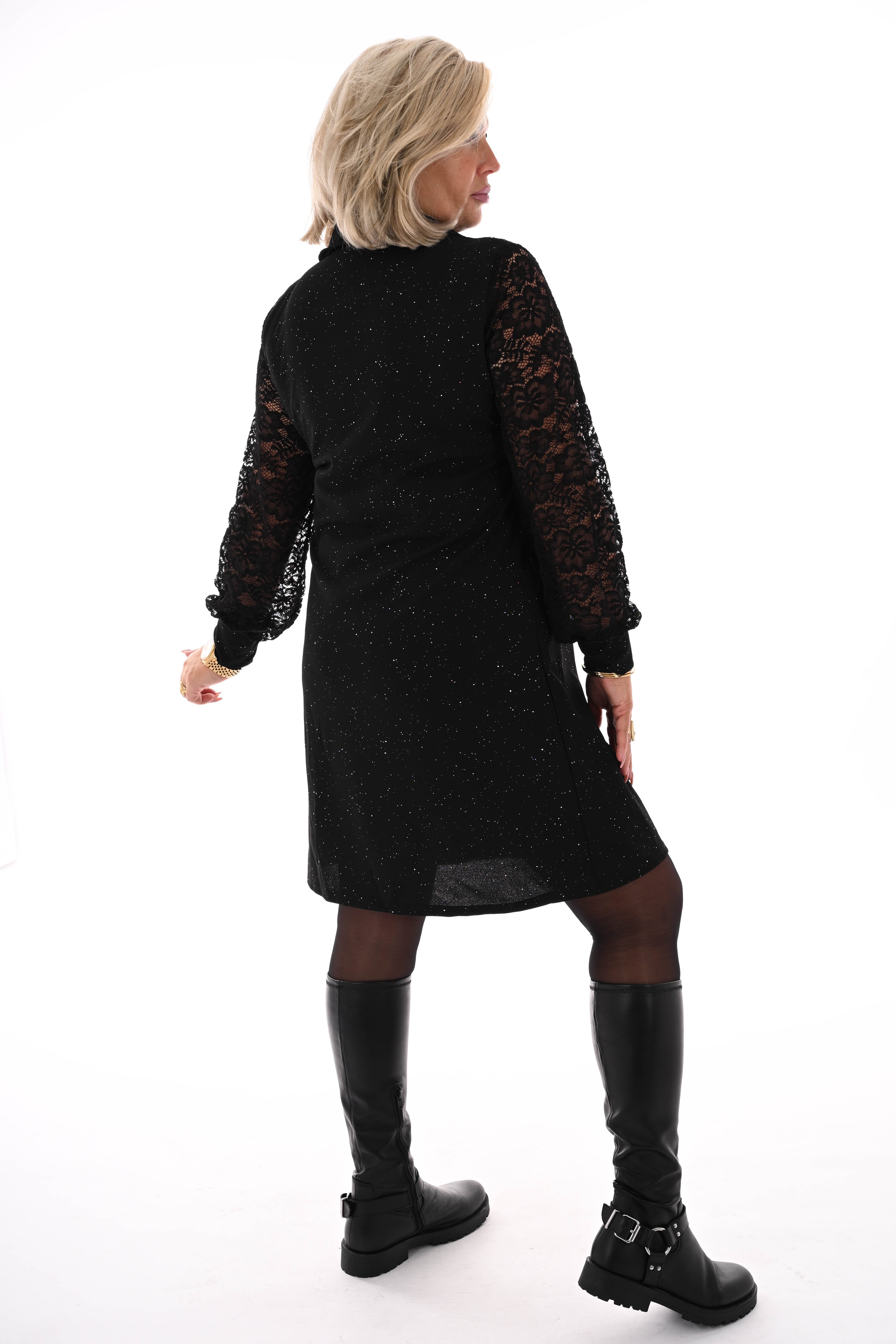 Korte jurk glitter met kanten mouwen zwart