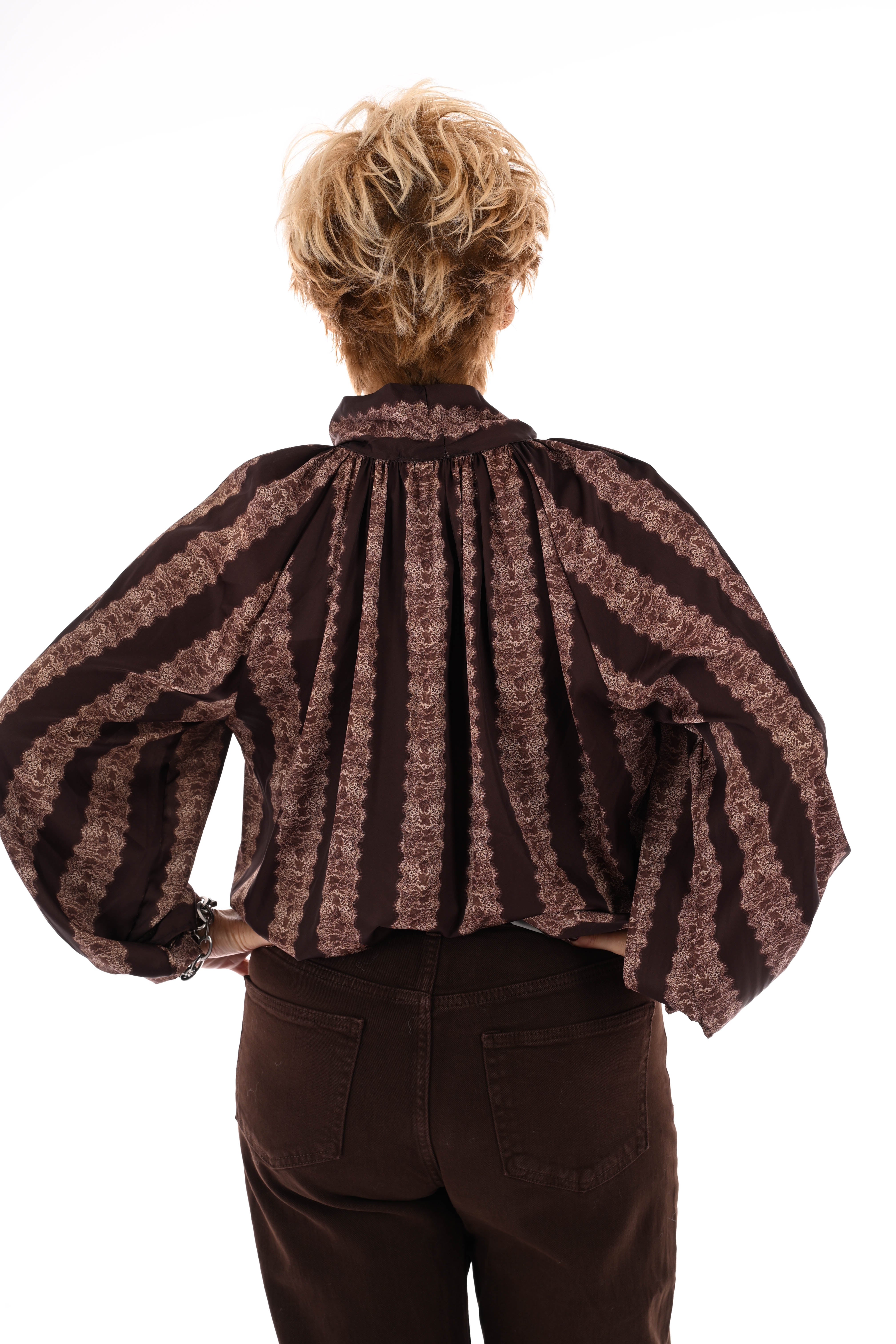 Silky blouse met strik kant detail donkerbruin