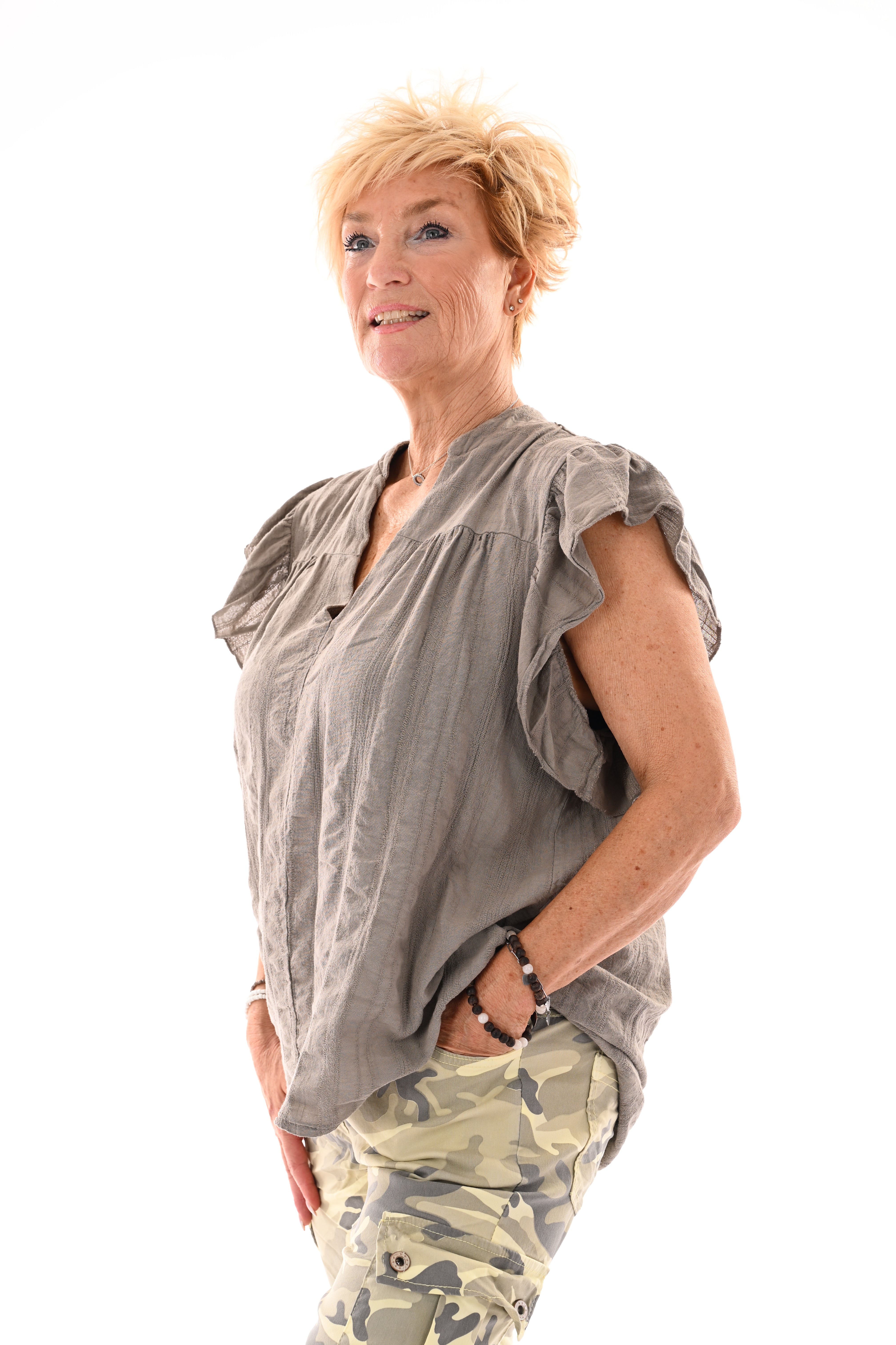 Top korte roezelmouwen v-hals taupe