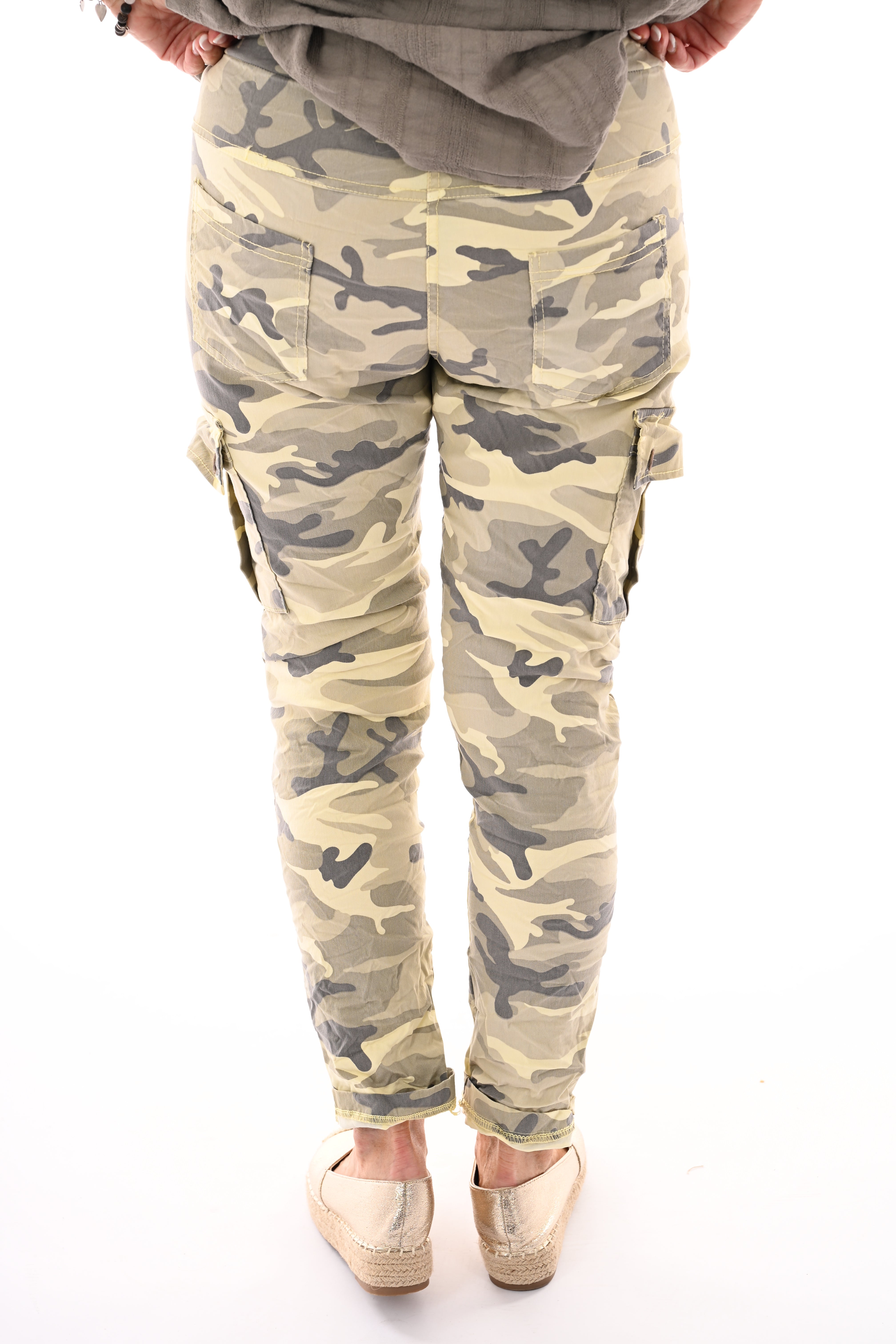 Stretchbroek camouflage cargo lichtgeel
