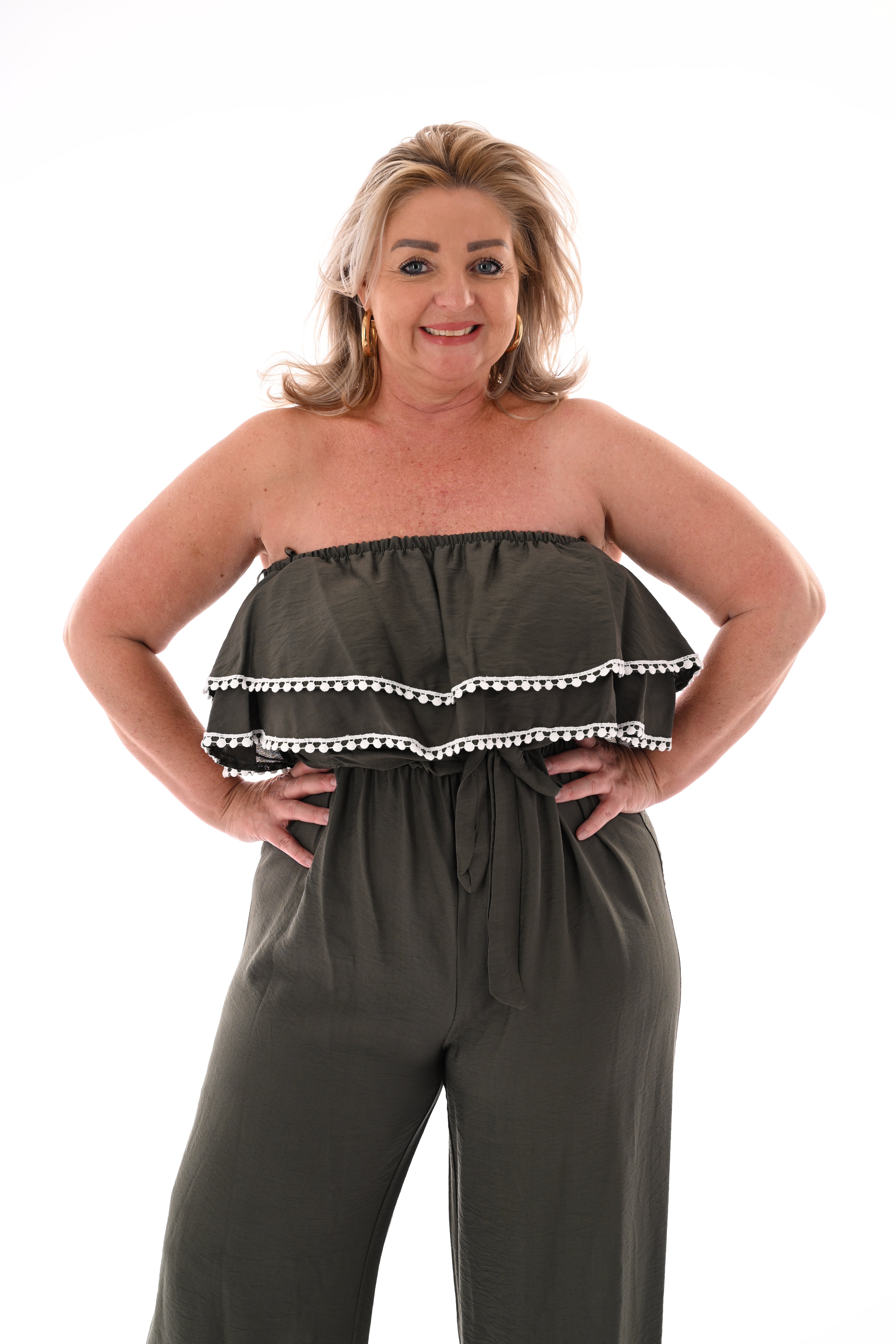 Jumpsuit met kanten randjes legergroen