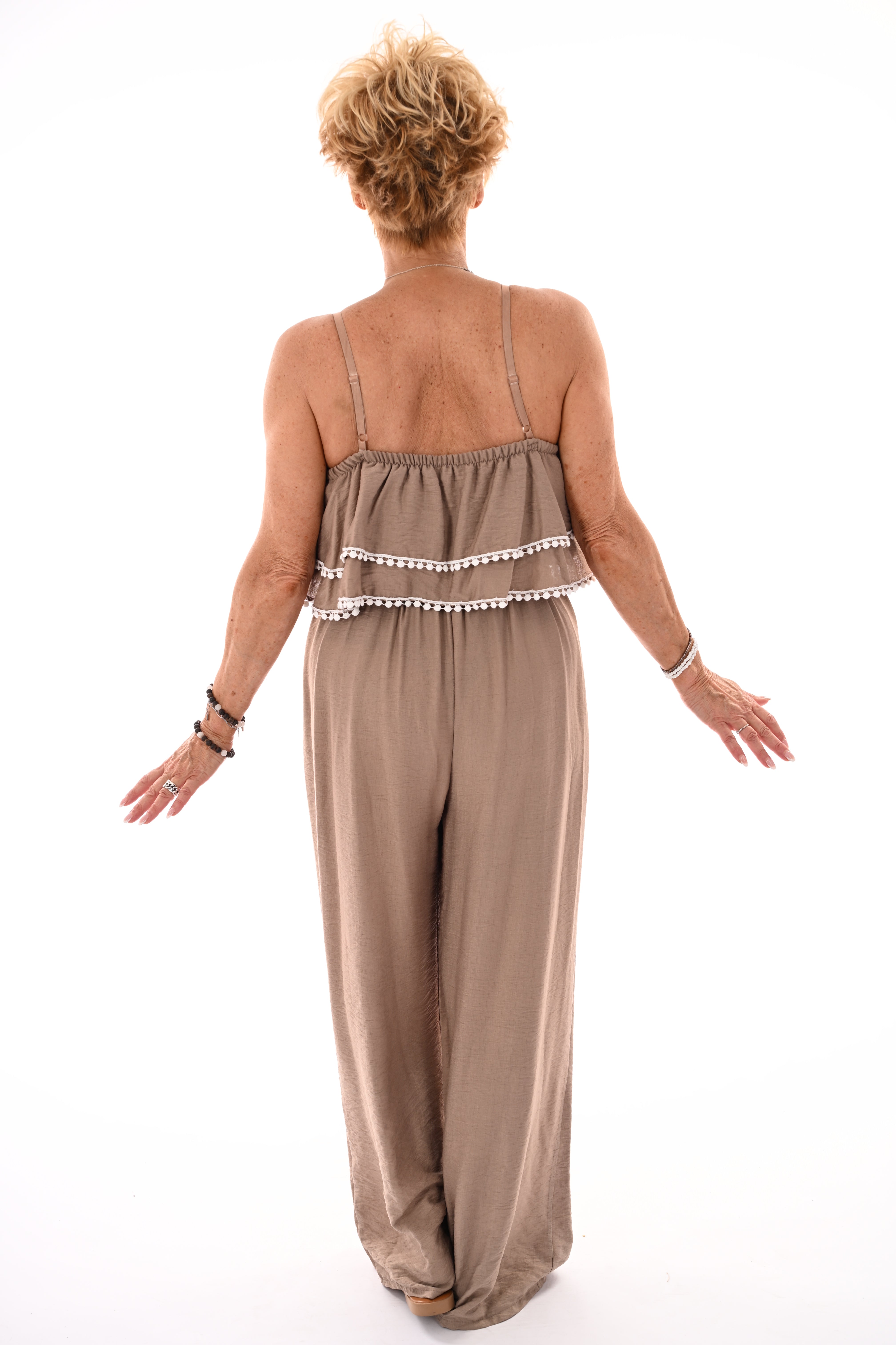 Jumpsuit met kanten randjes taupe