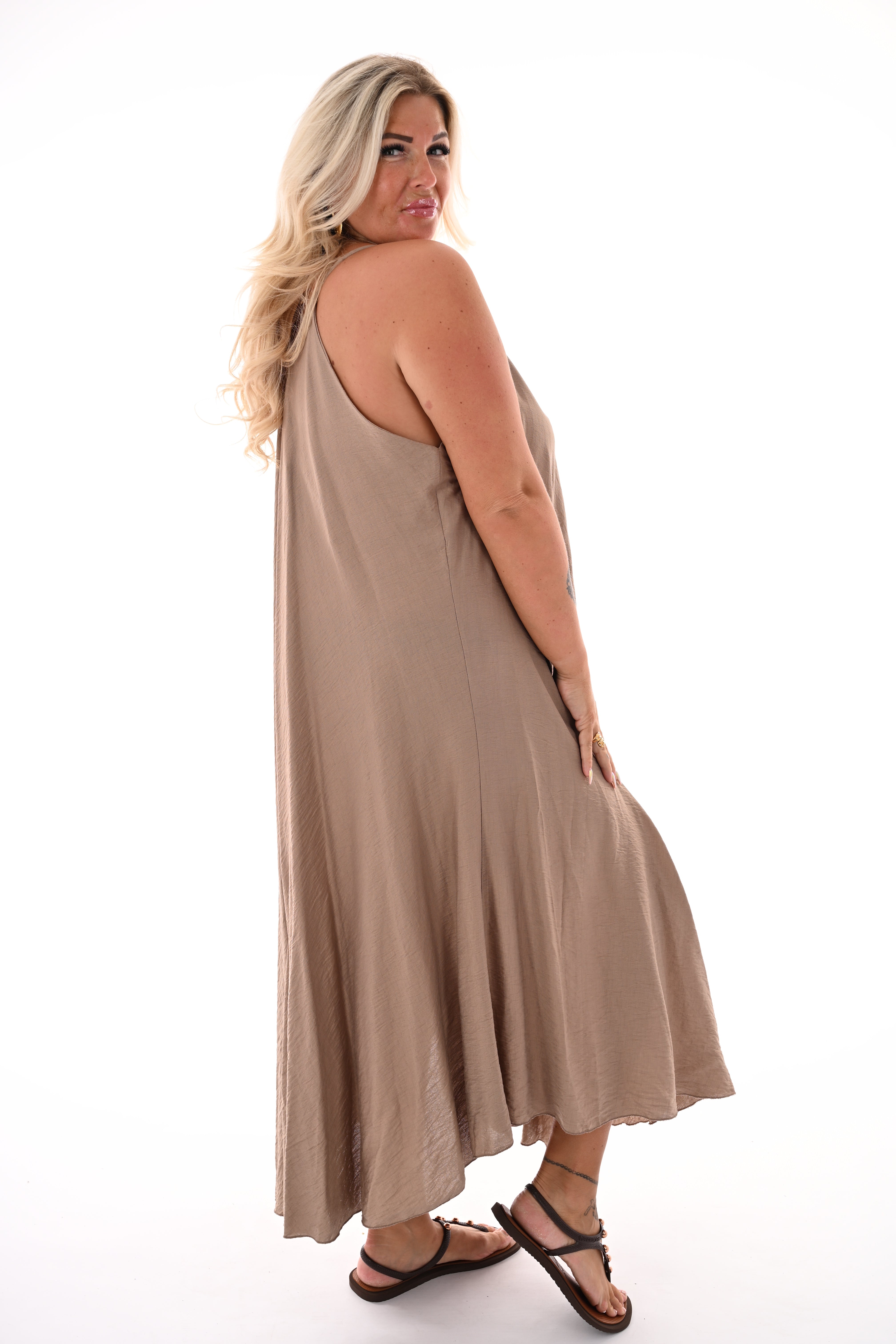 Lange jurk v-hals smalle bandjes taupe