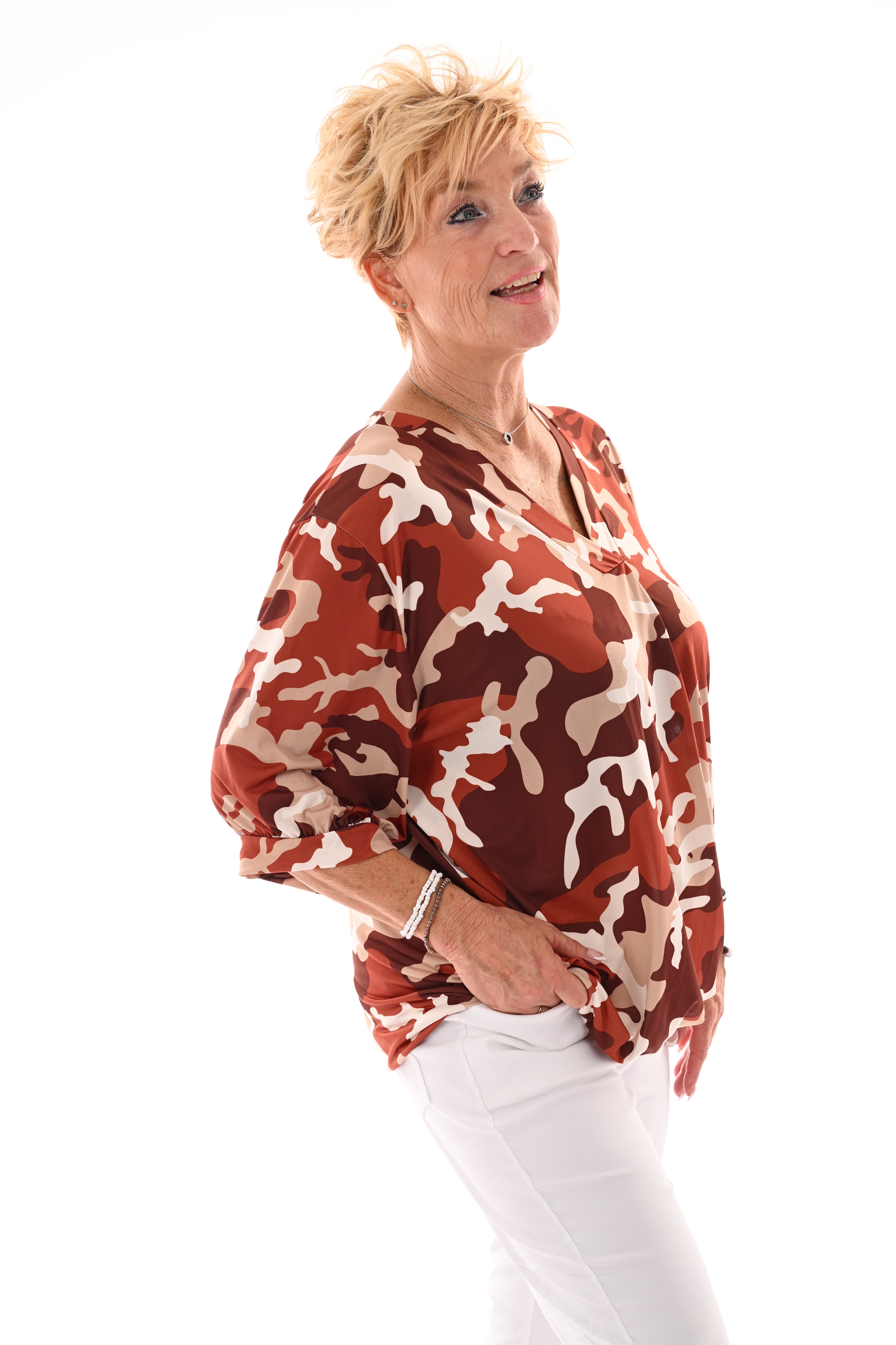Travel top army v-hals roestbruin/beige