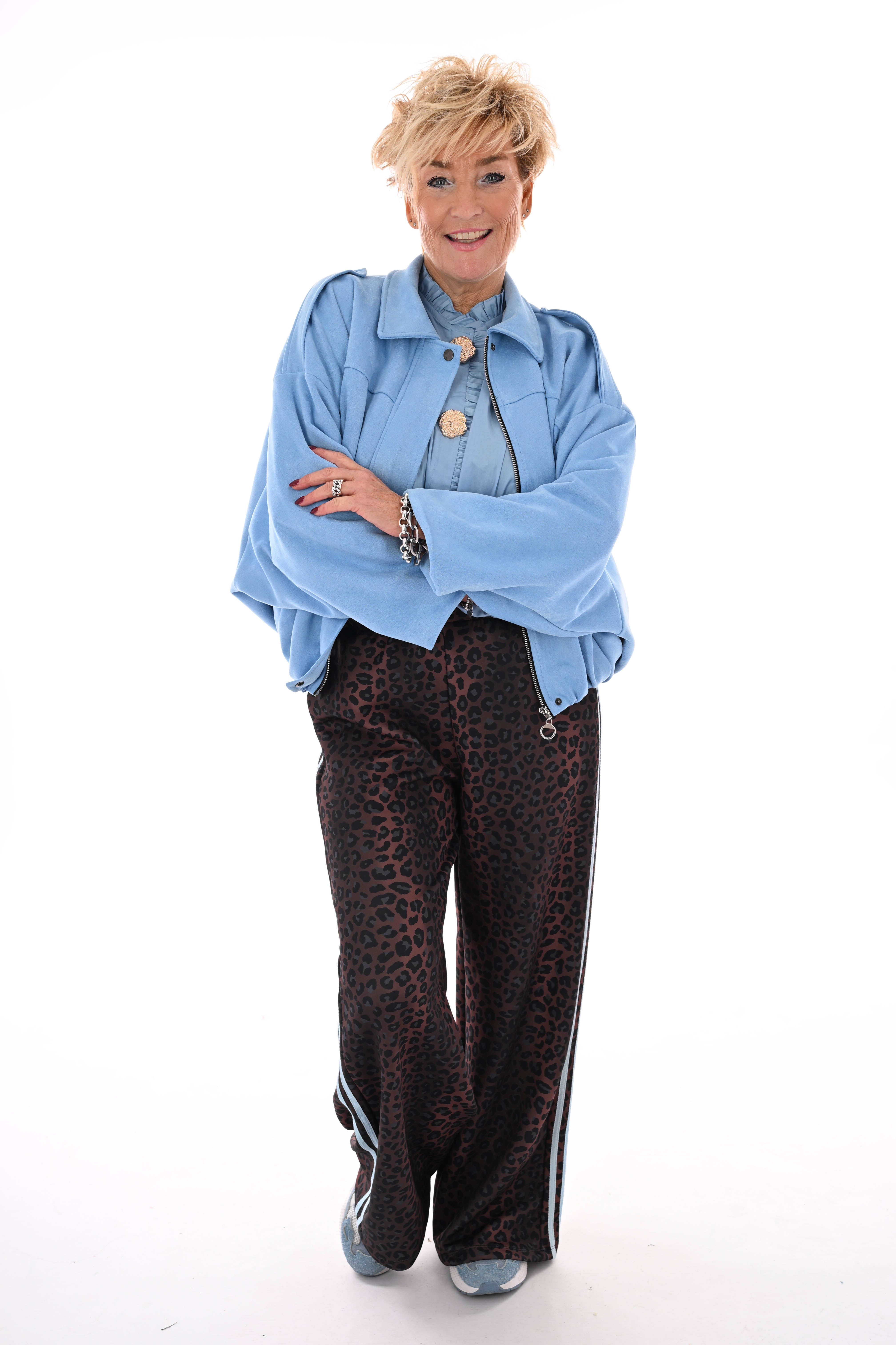 Kort suedelook jasje lichtblauw